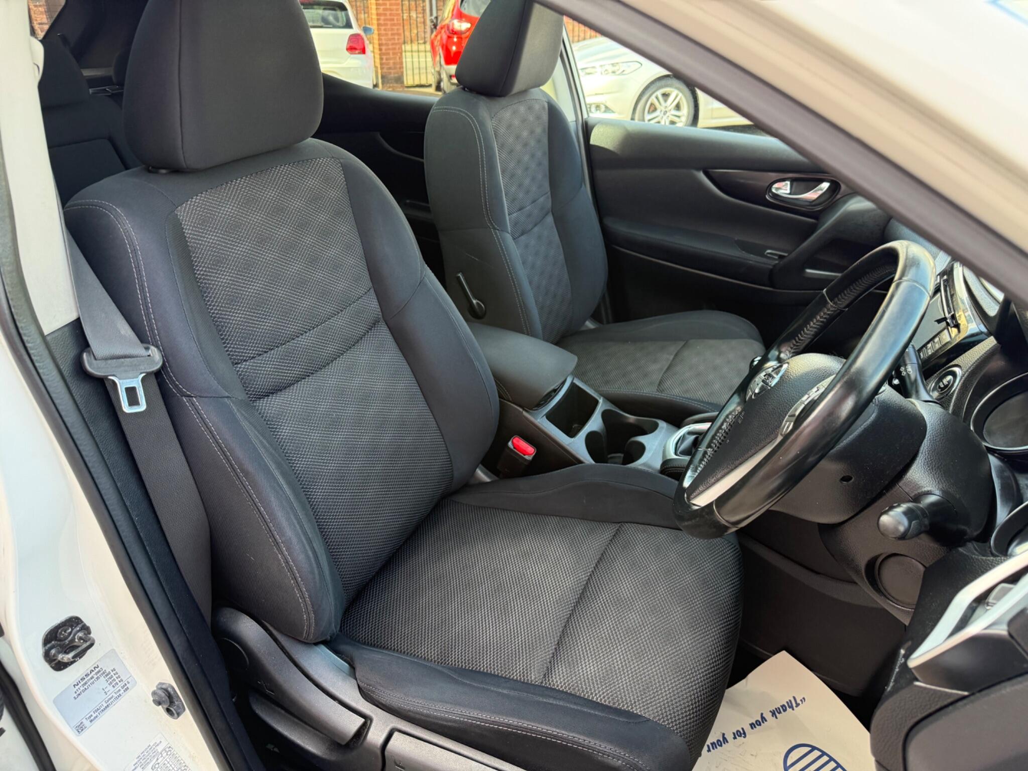 Nissan Qashqai view 13