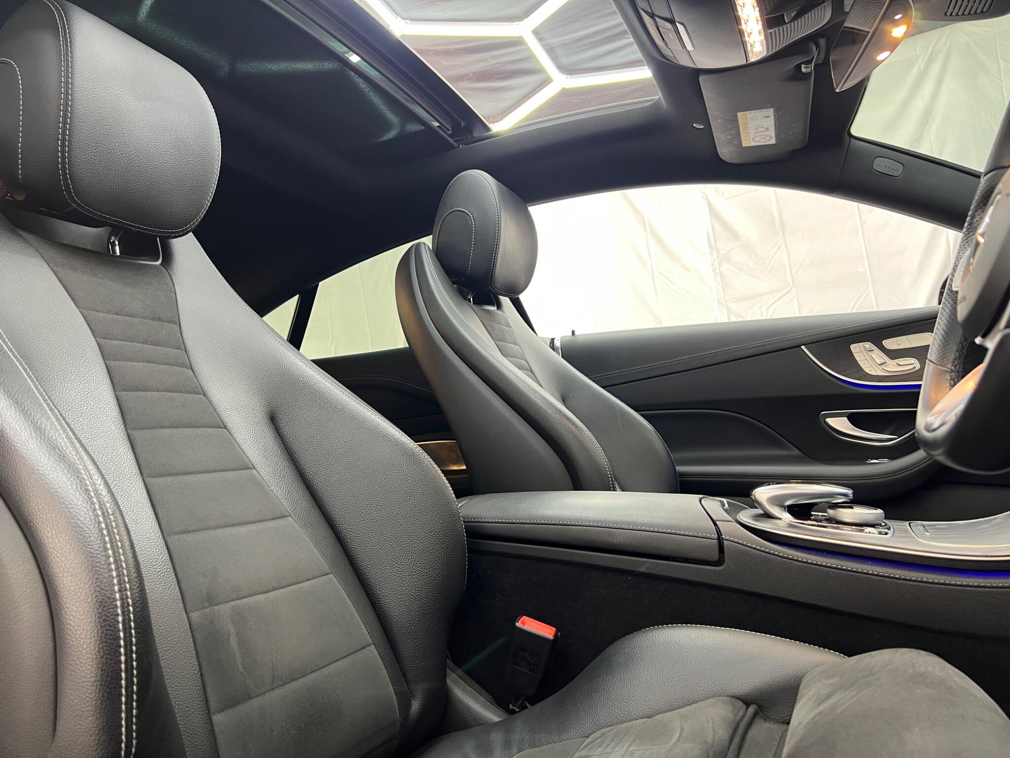 Mercedes-Benz E-Class view 19