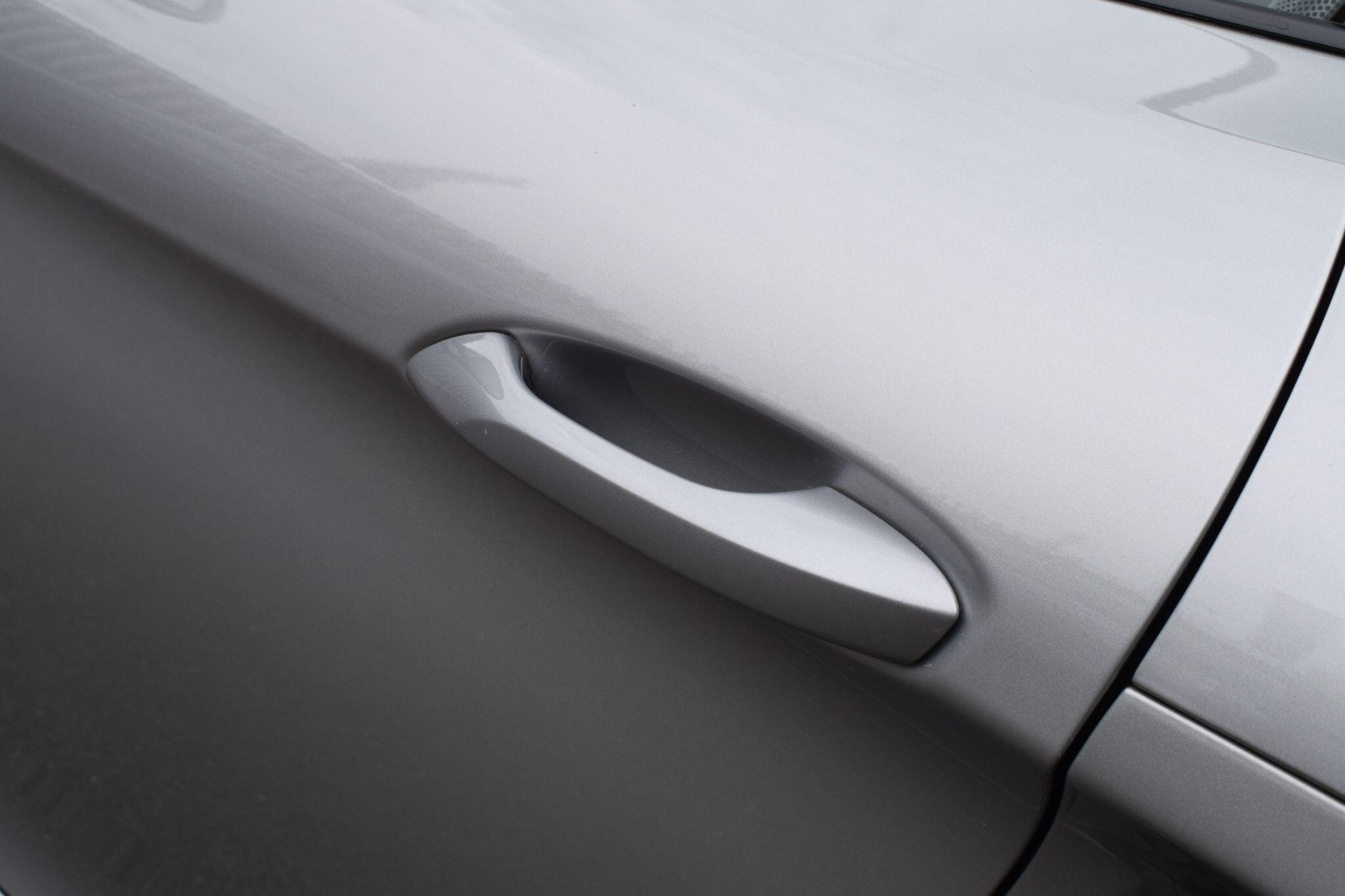 Porsche 718 Cayman view 41