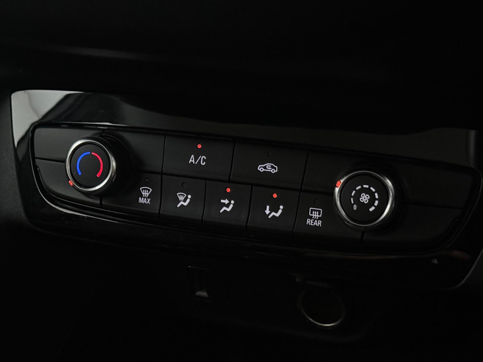 Vauxhall Corsa view 18