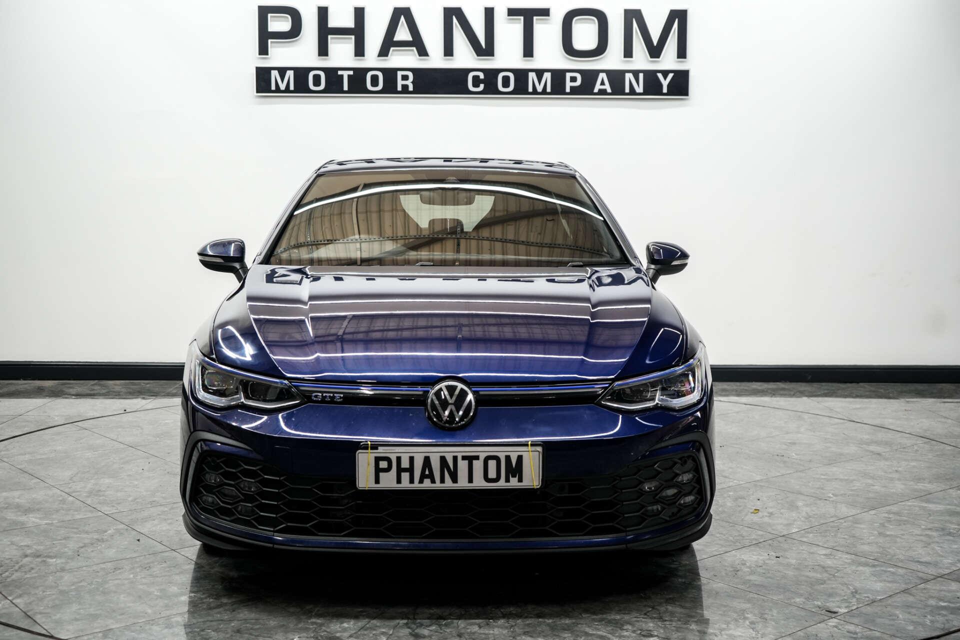 Volkswagen Golf view 2