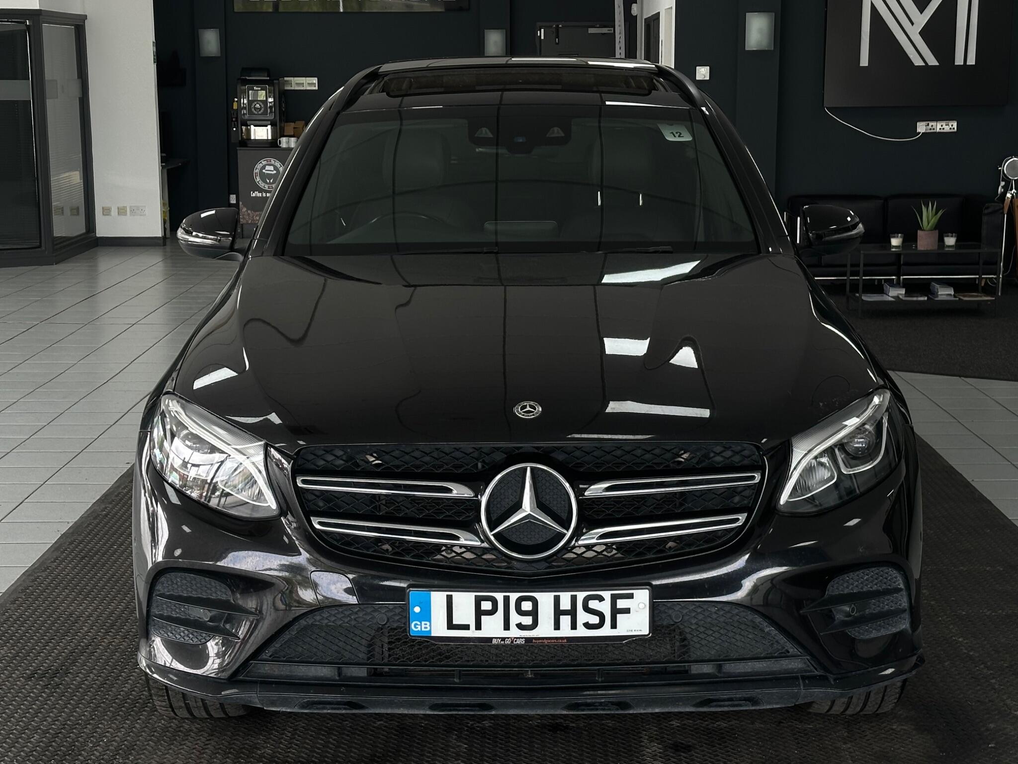 Mercedes-Benz GLC view 5