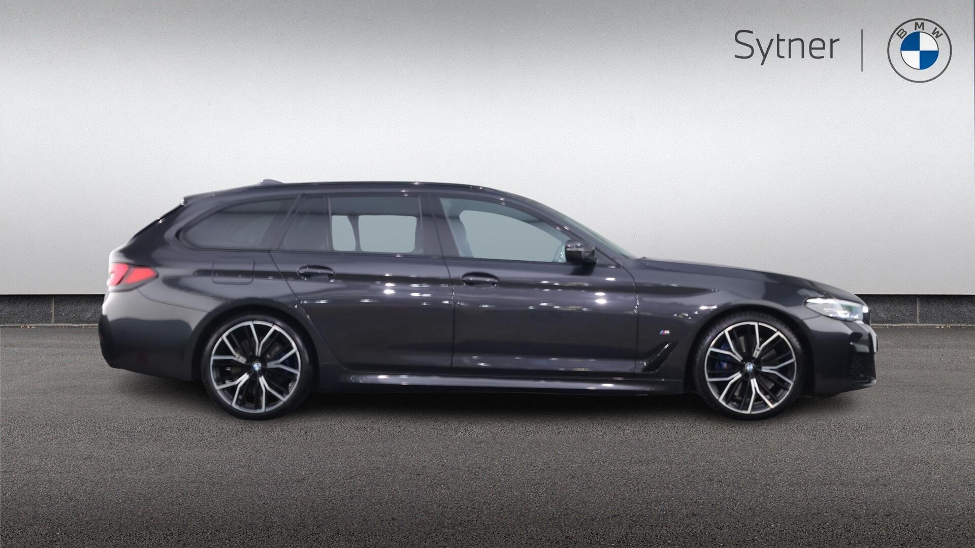 BMW 5 Series view 3