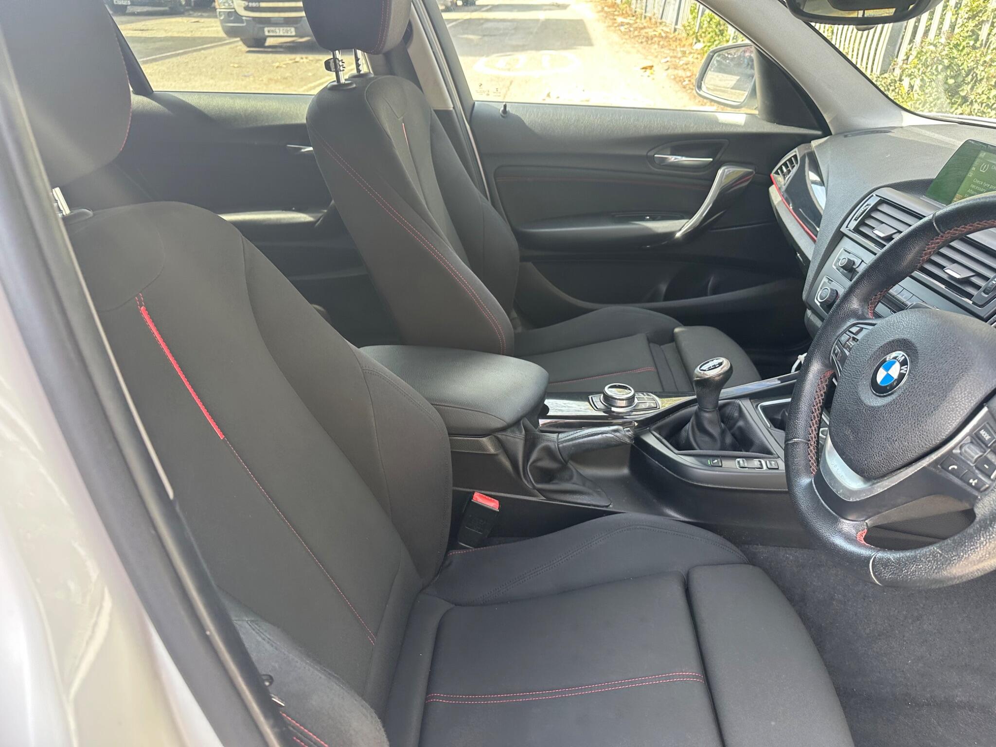 BMW 1 Series view 10