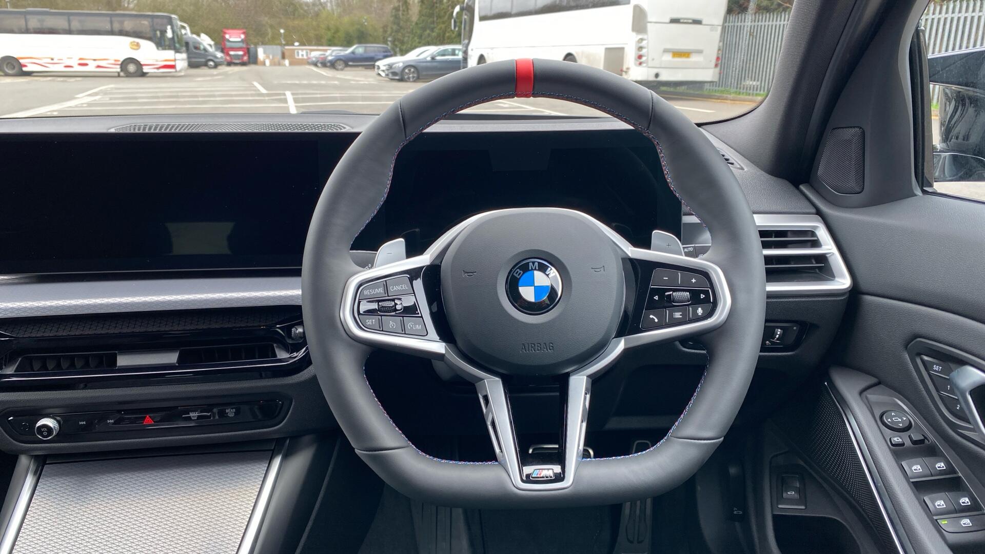 BMW 3 Series view 5