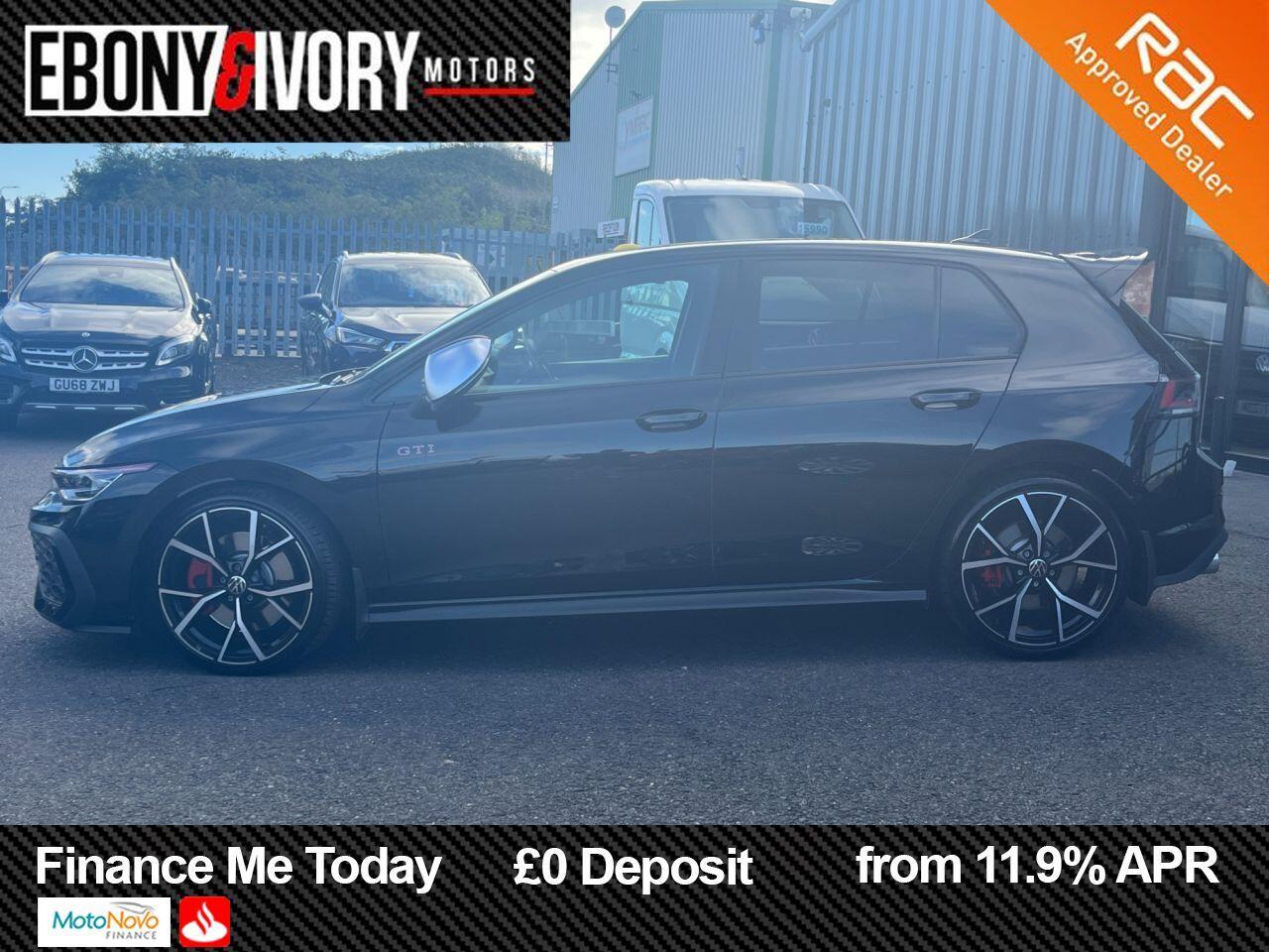 Volkswagen Golf view 2