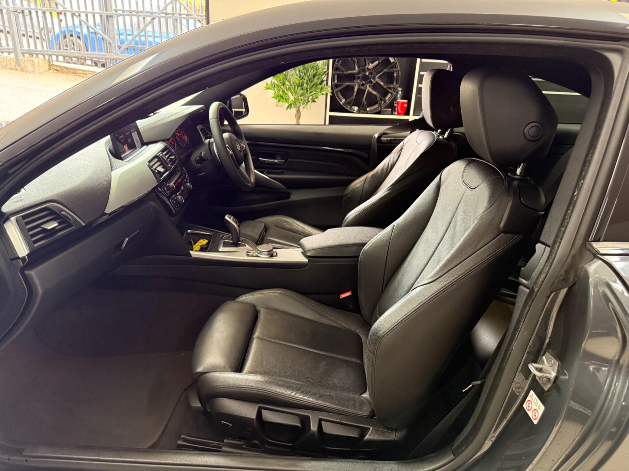 BMW 4 Series view 31