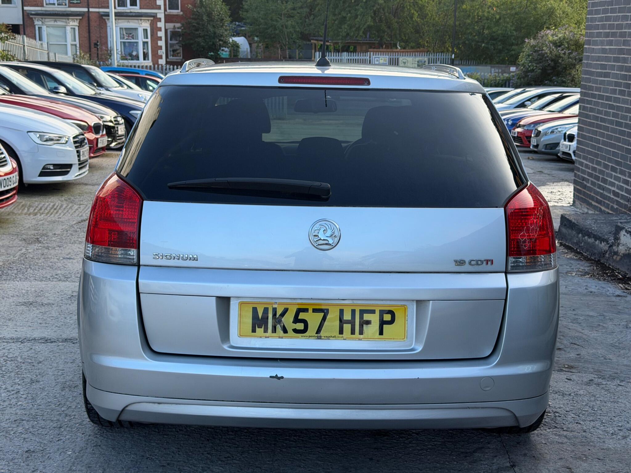 Vauxhall Signum view 5