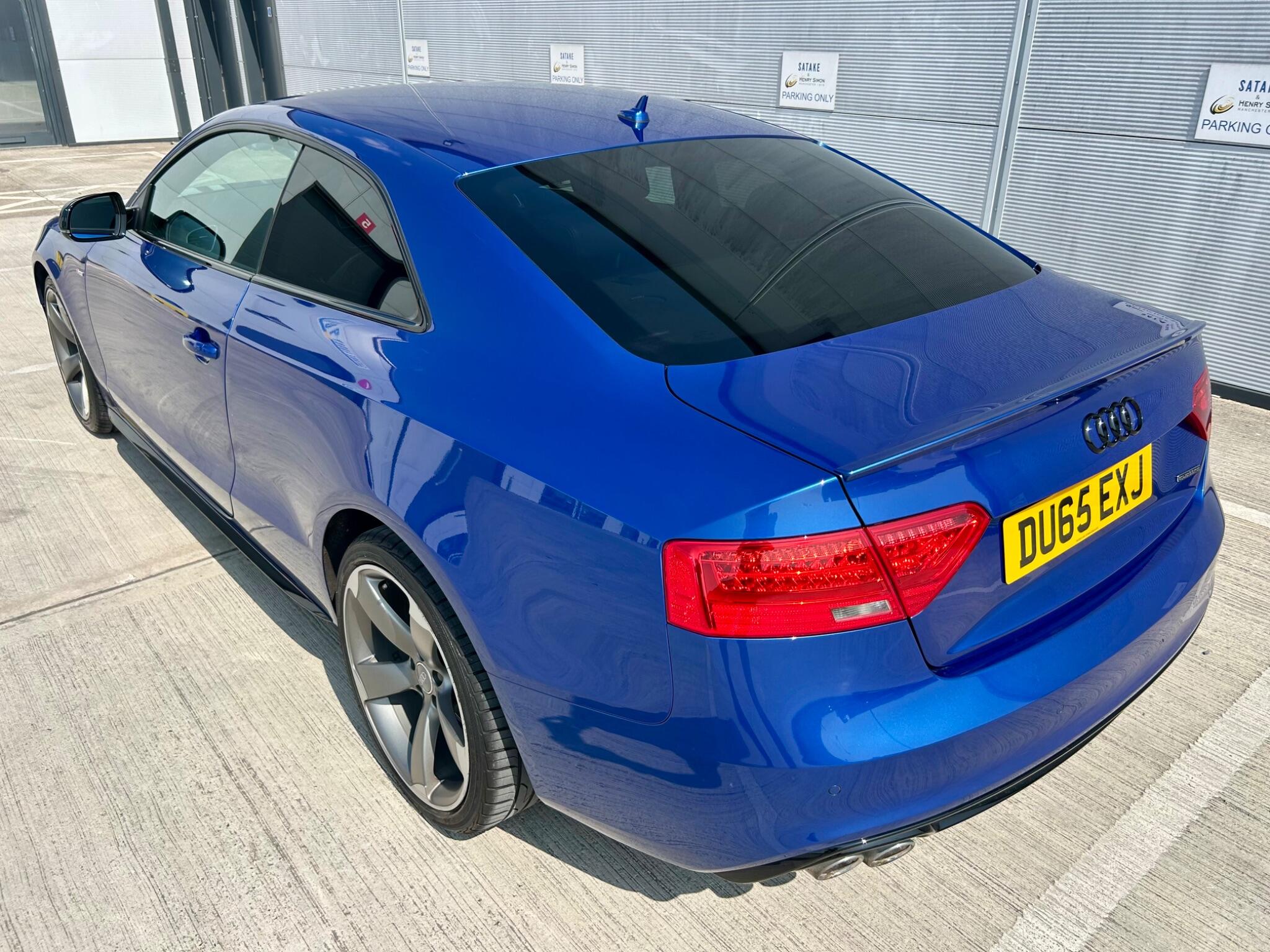 Audi A5 view 16