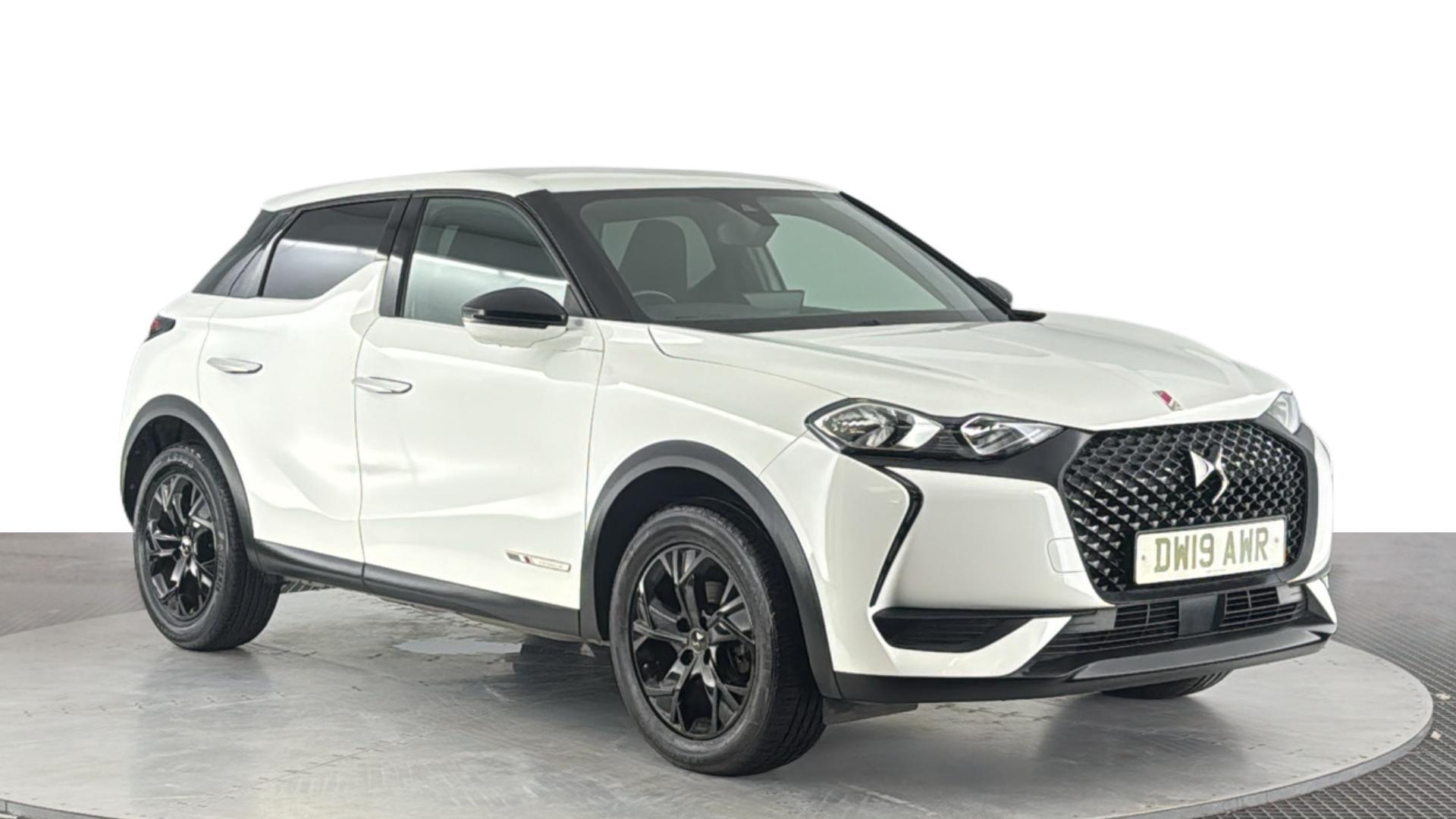 DS Automobiles DS 3 Crossback view 2