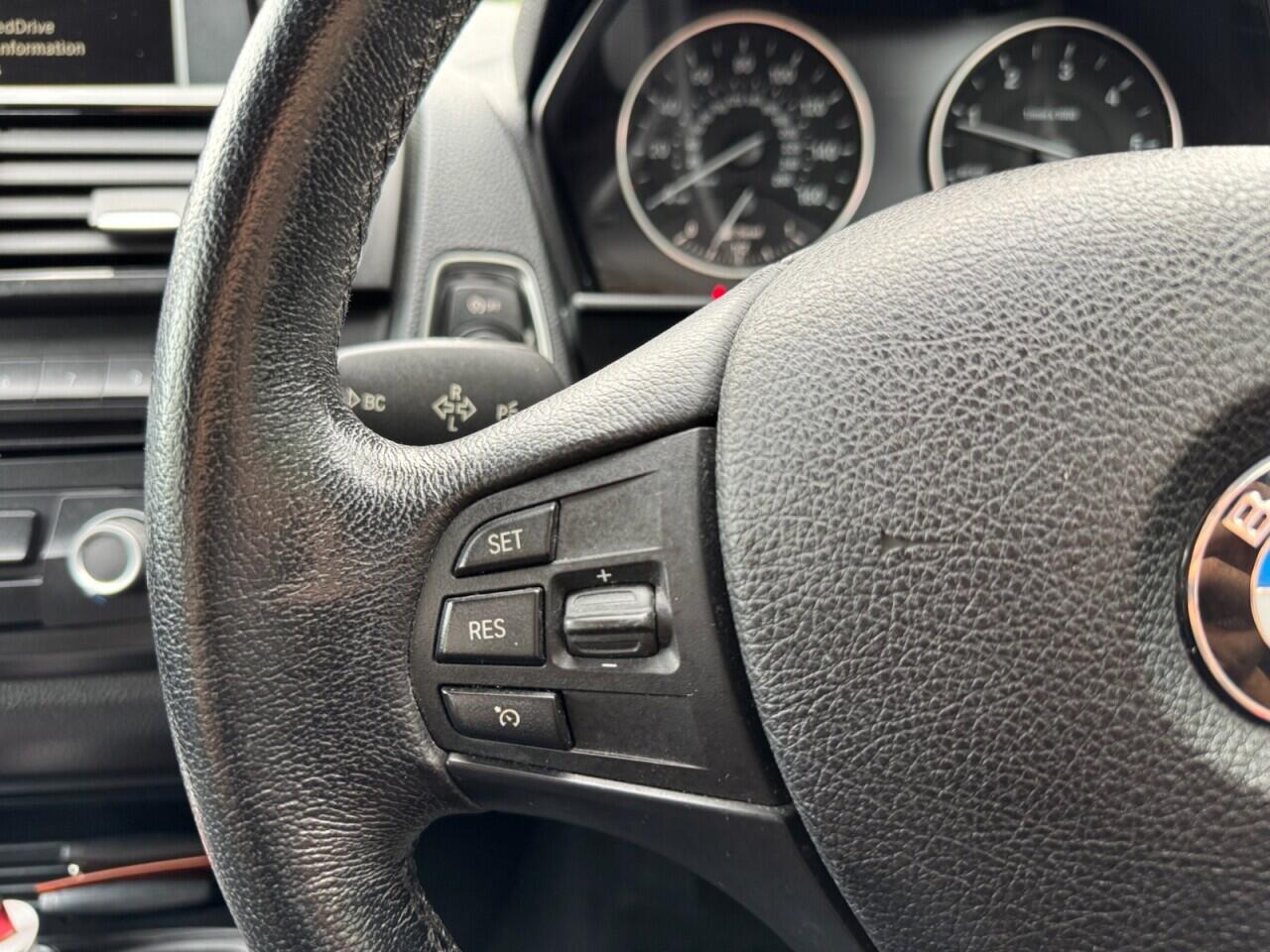 BMW 1 Series view 15