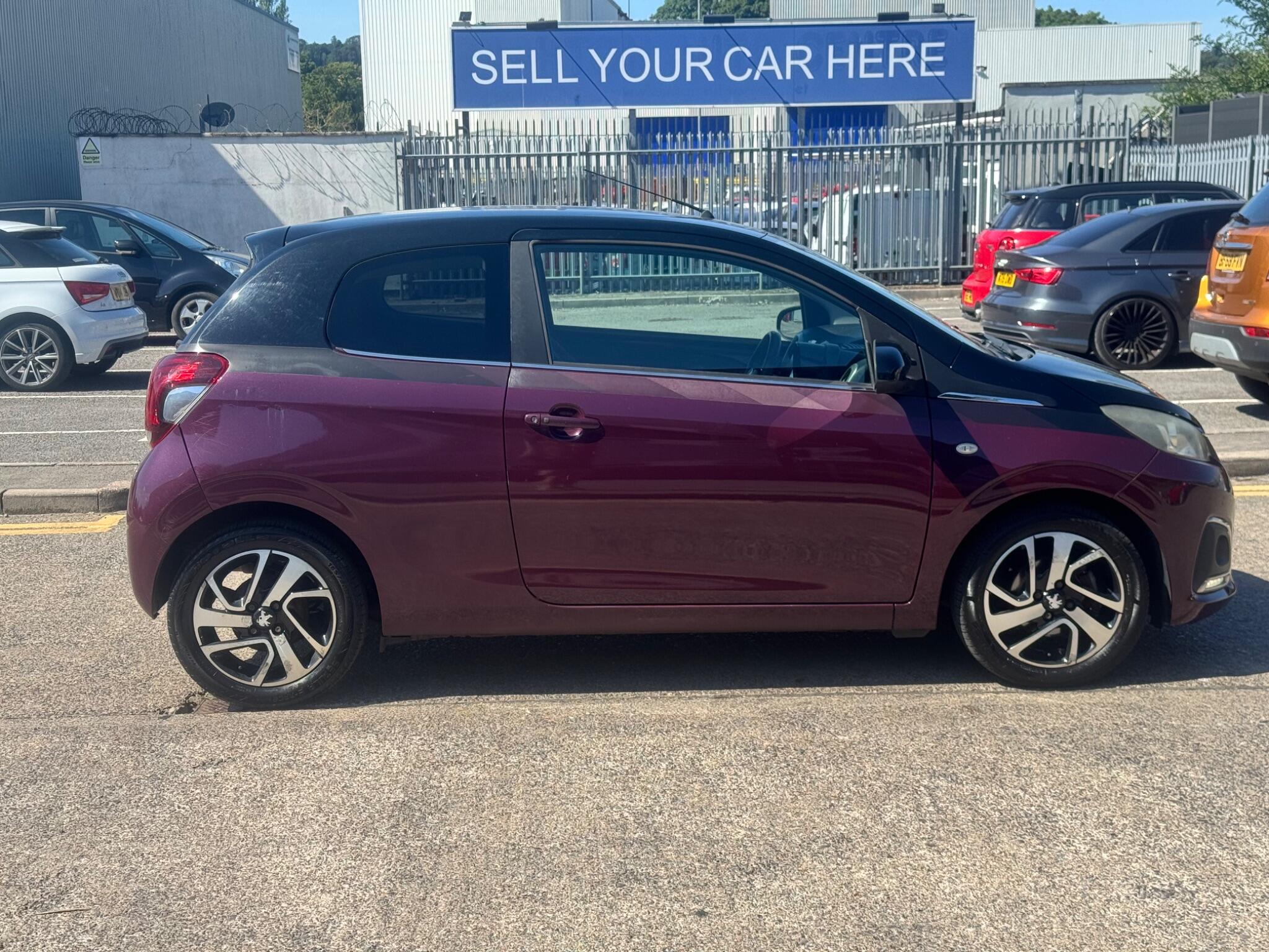 Peugeot 108 view 16