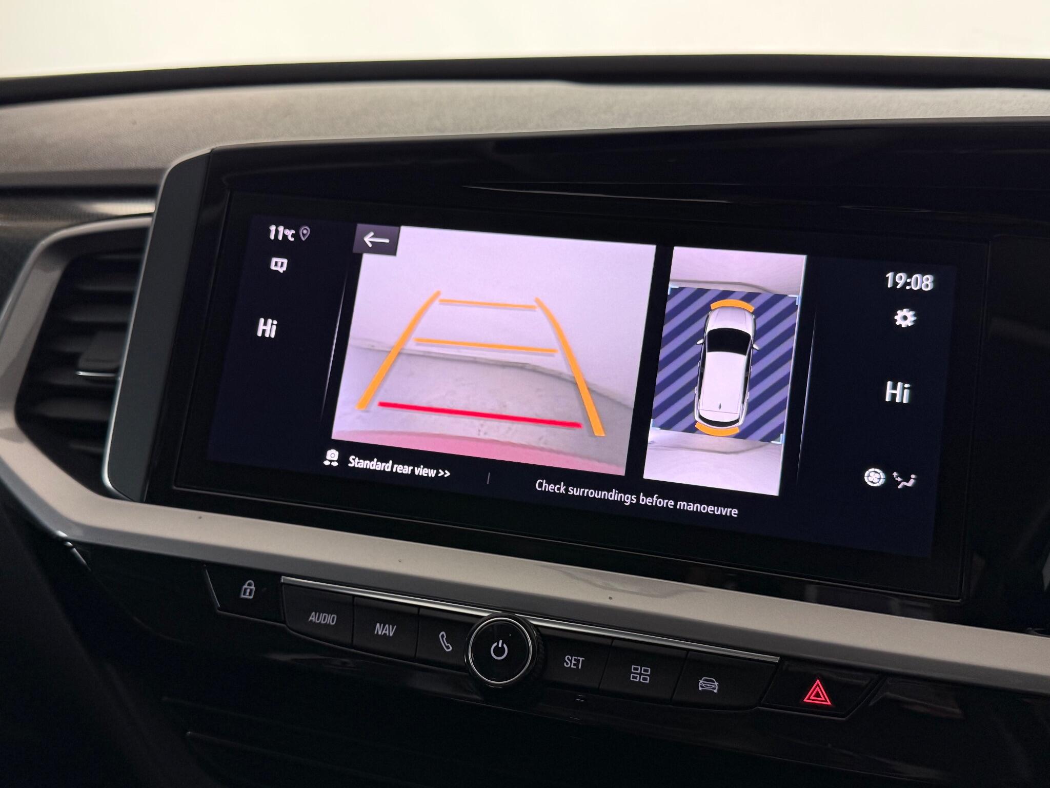 Vauxhall Grandland view 35
