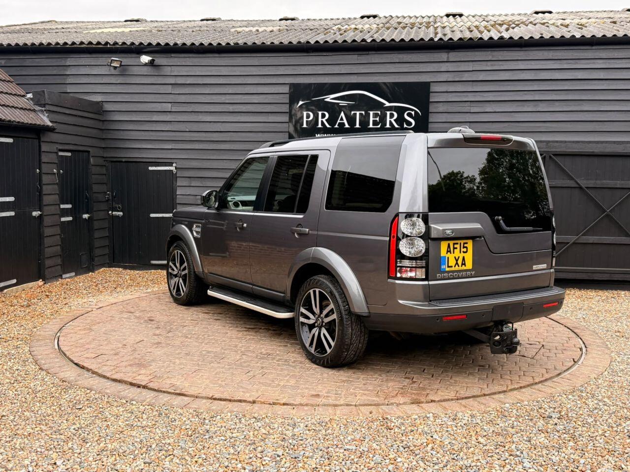 Land Rover Discovery 4 view 23