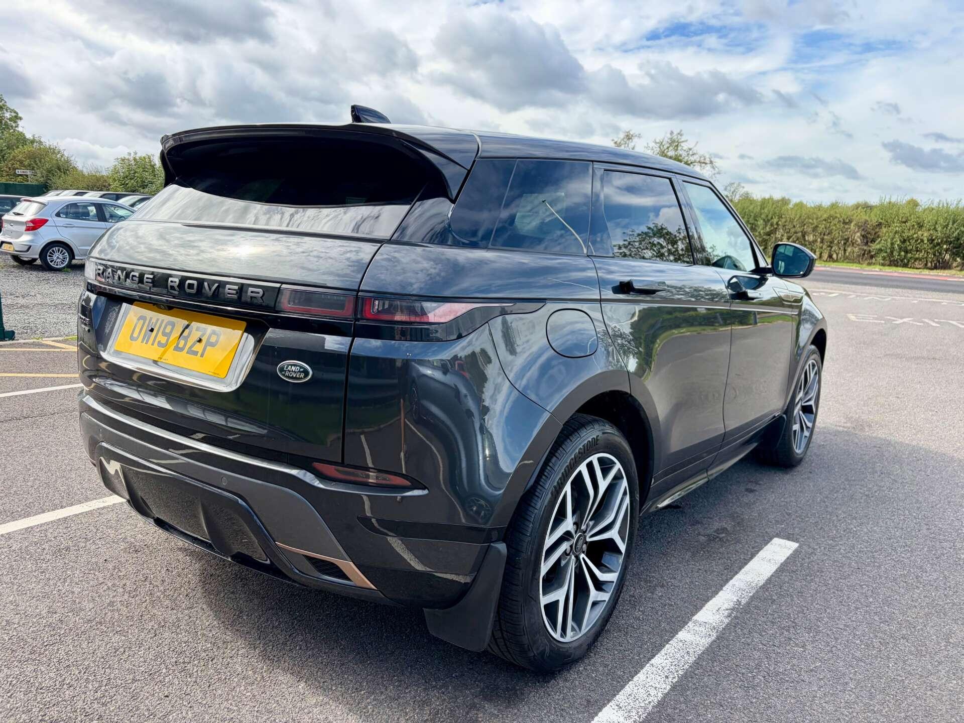 Land Rover Range Rover Evoque view 8