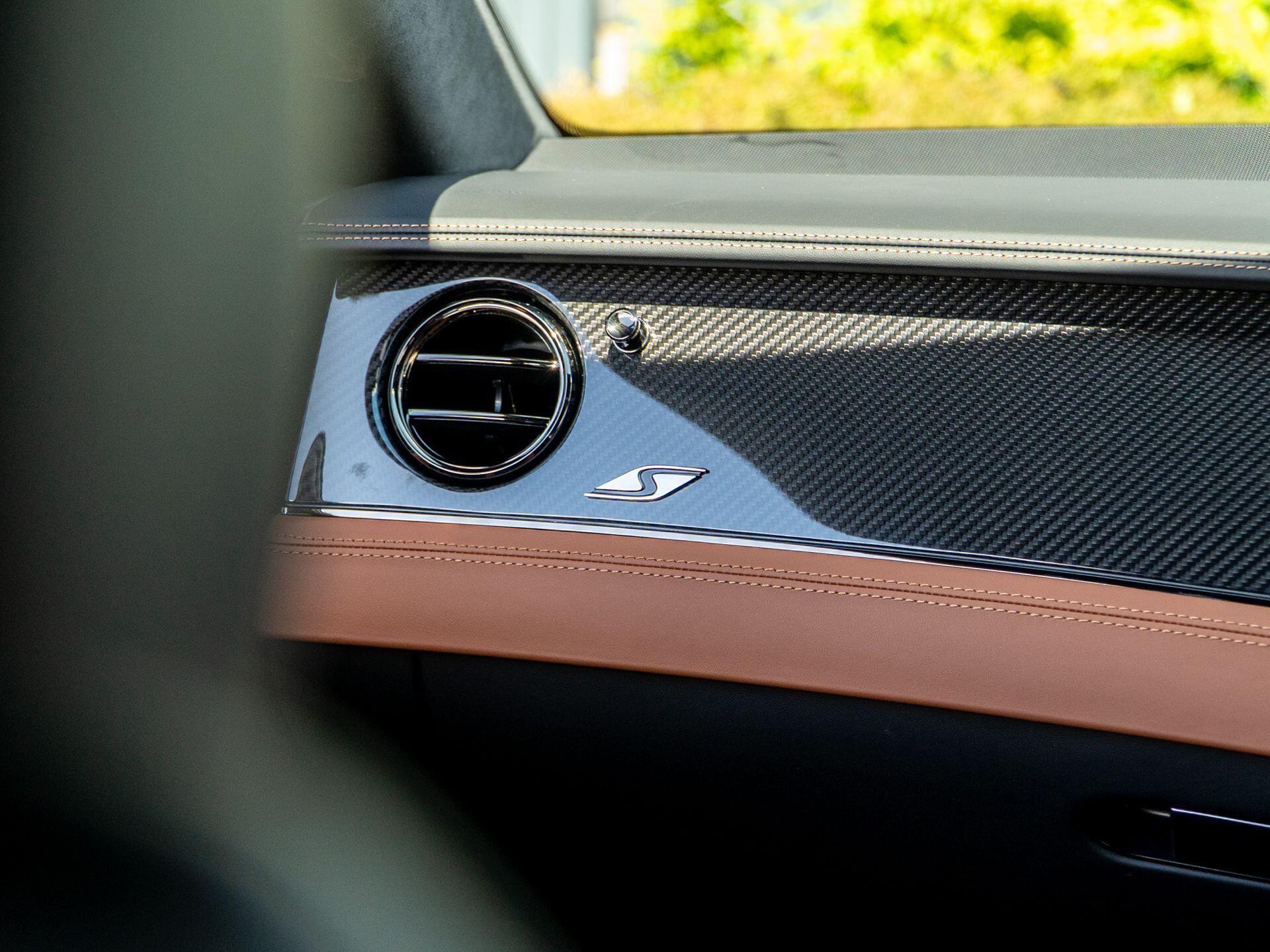 Bentley Continental view 34