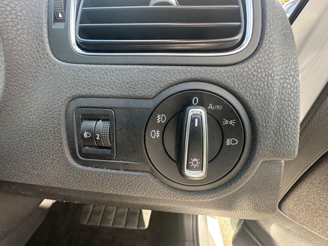 Volkswagen Polo view 39