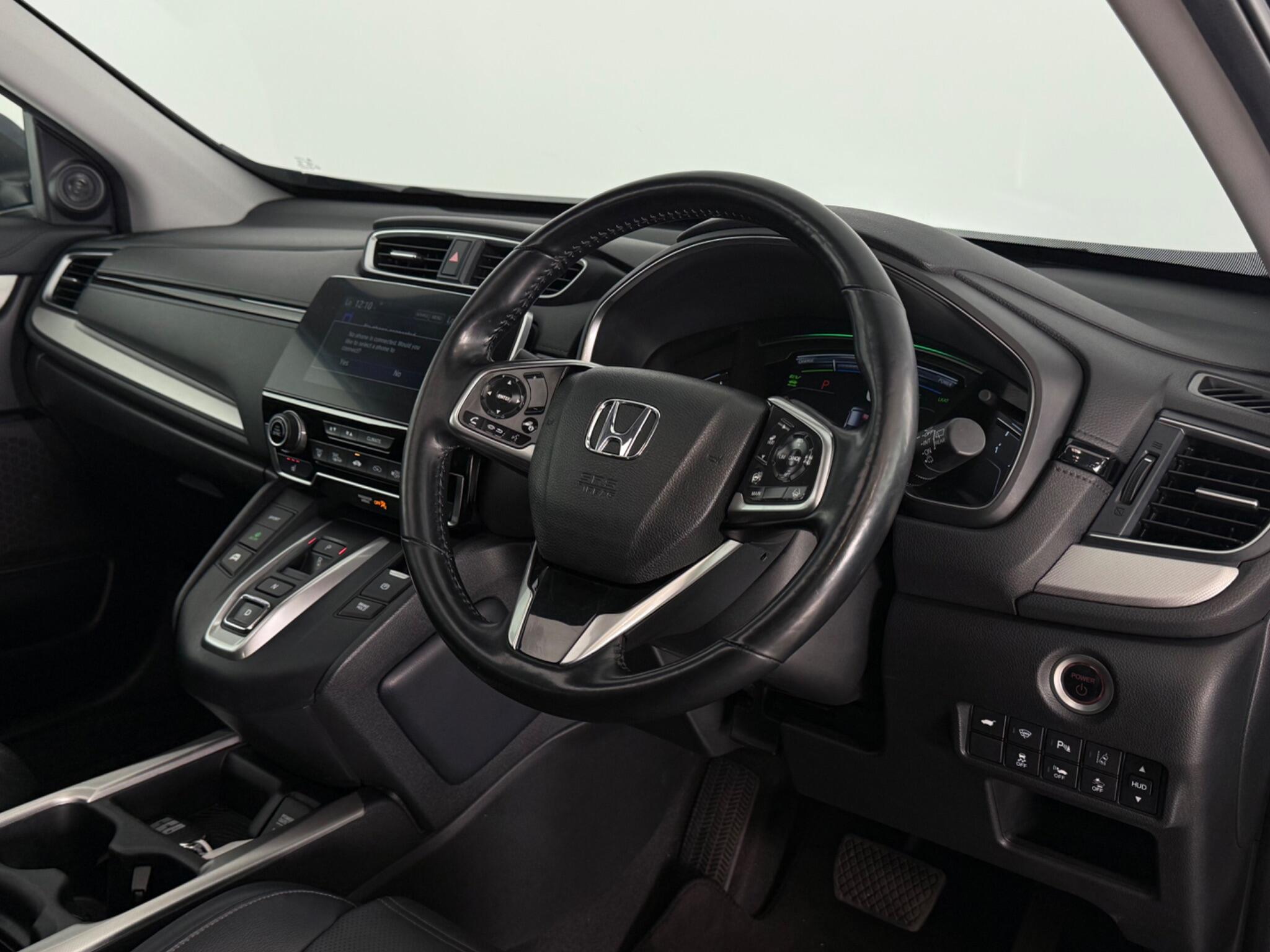 Honda CR-V view 3
