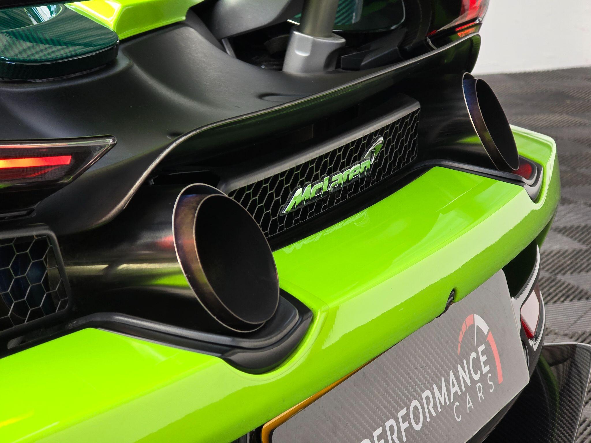 Mclaren 720s view 10
