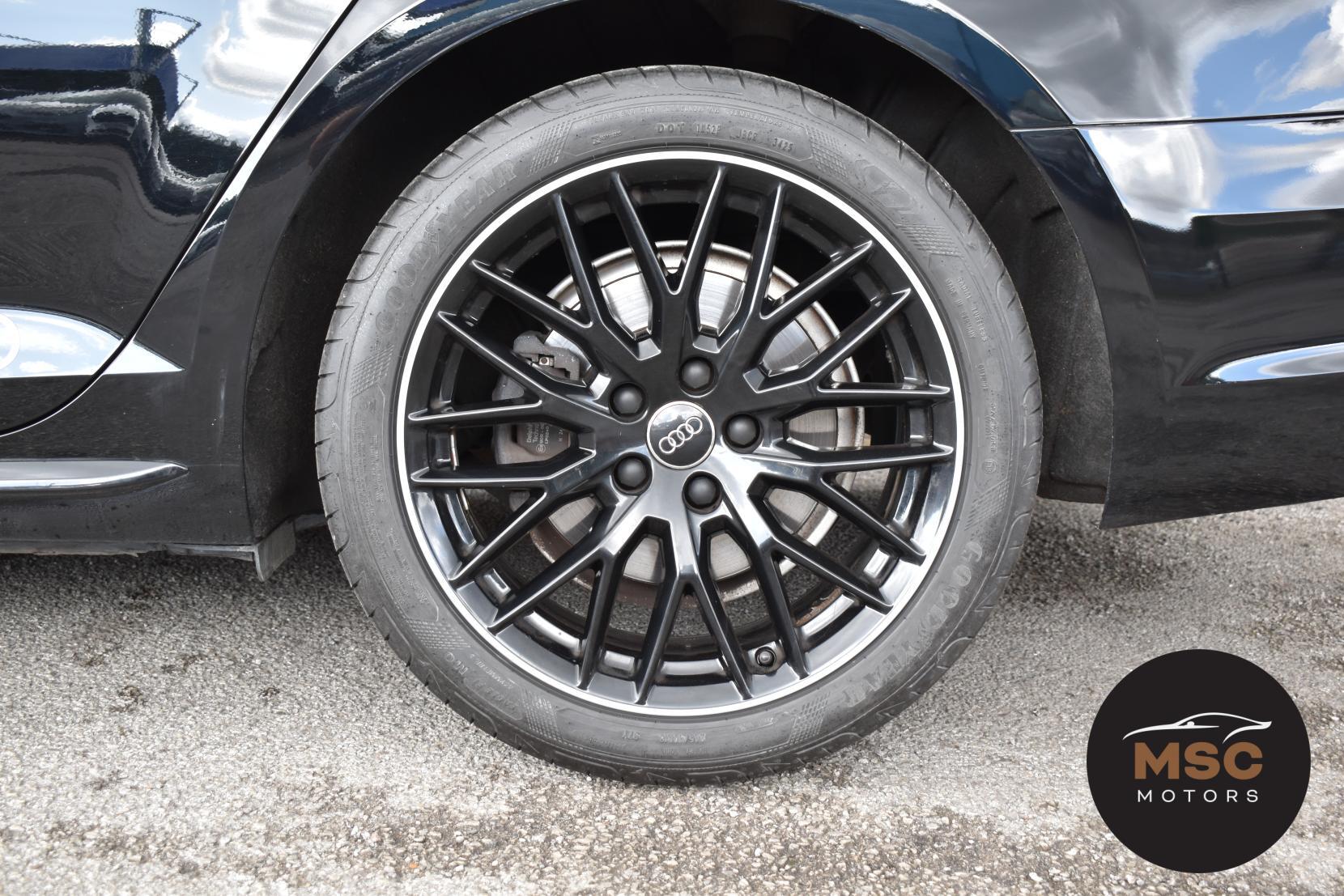 Audi A4 Avant view 27