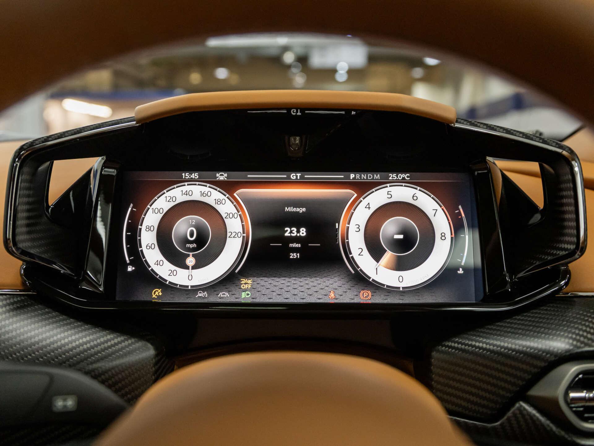 Aston Martin Vanquish view 47