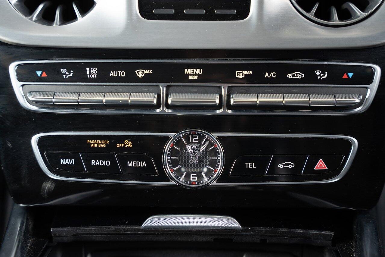 Mercedes-Benz G-Class view 39