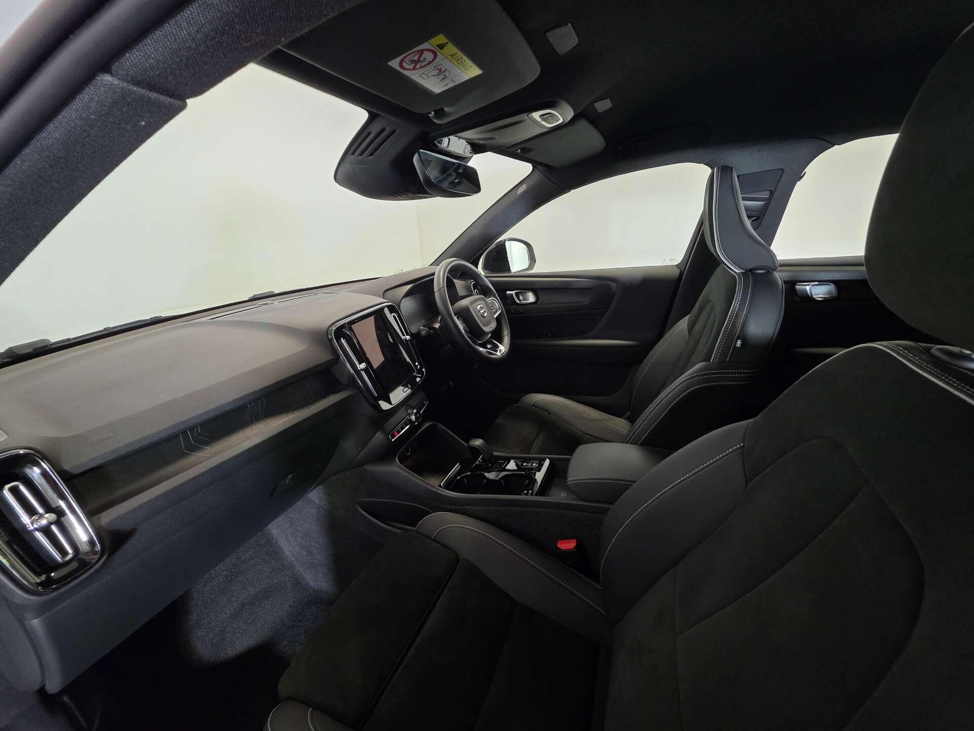 Volvo XC40 view 50