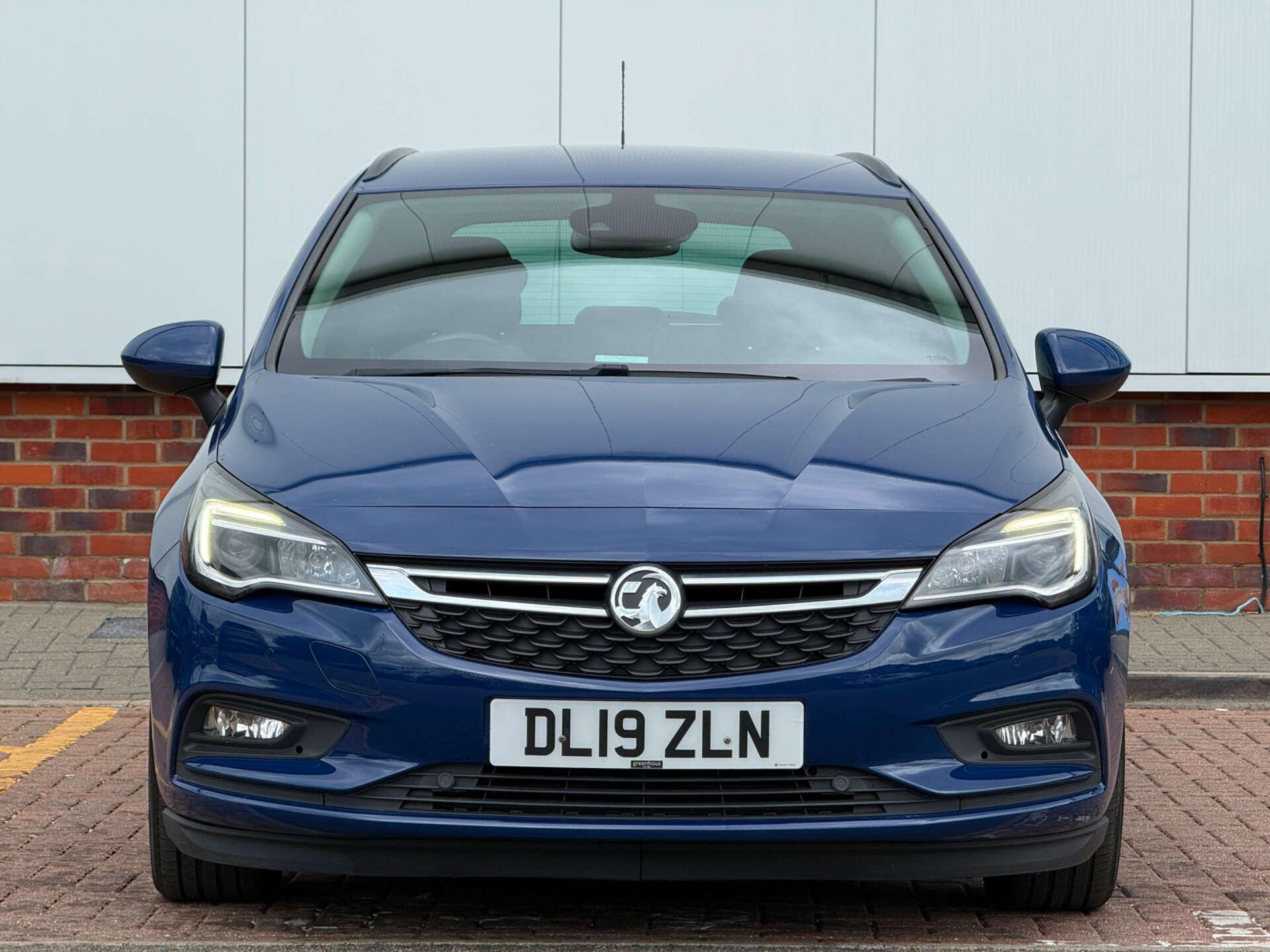 Vauxhall Astra view 2