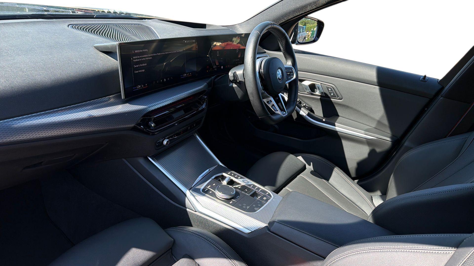 BMW 3 Series view 7
