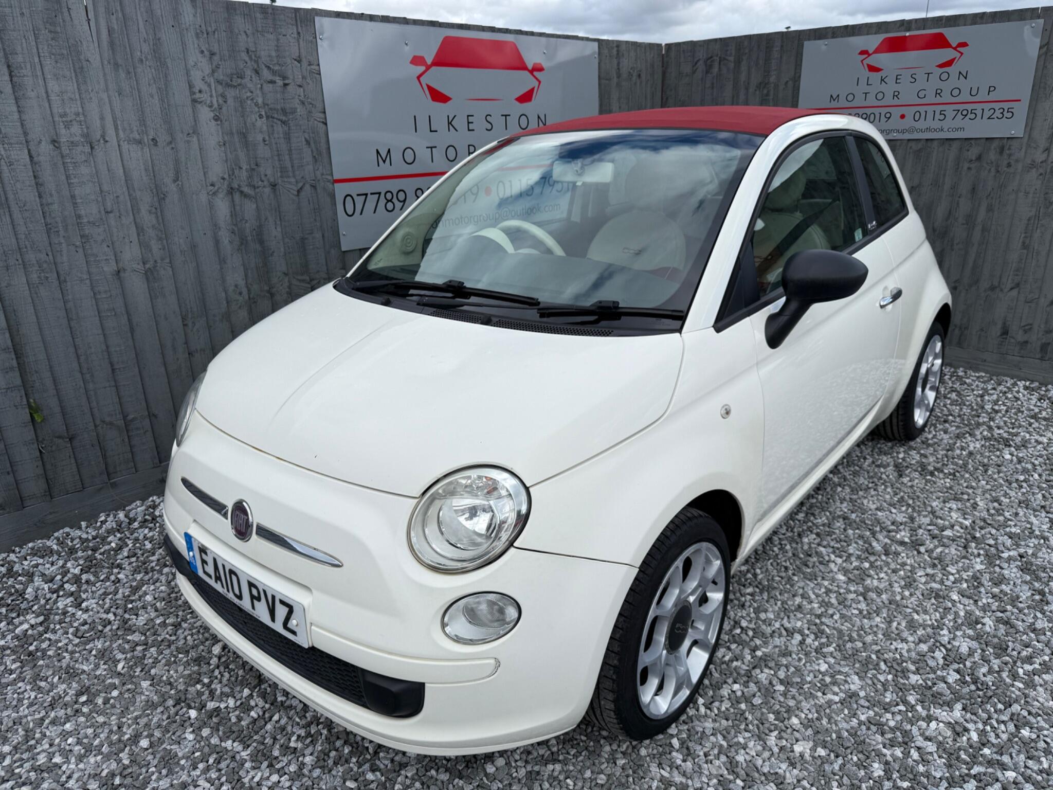 2010 Fiat 500C image 4