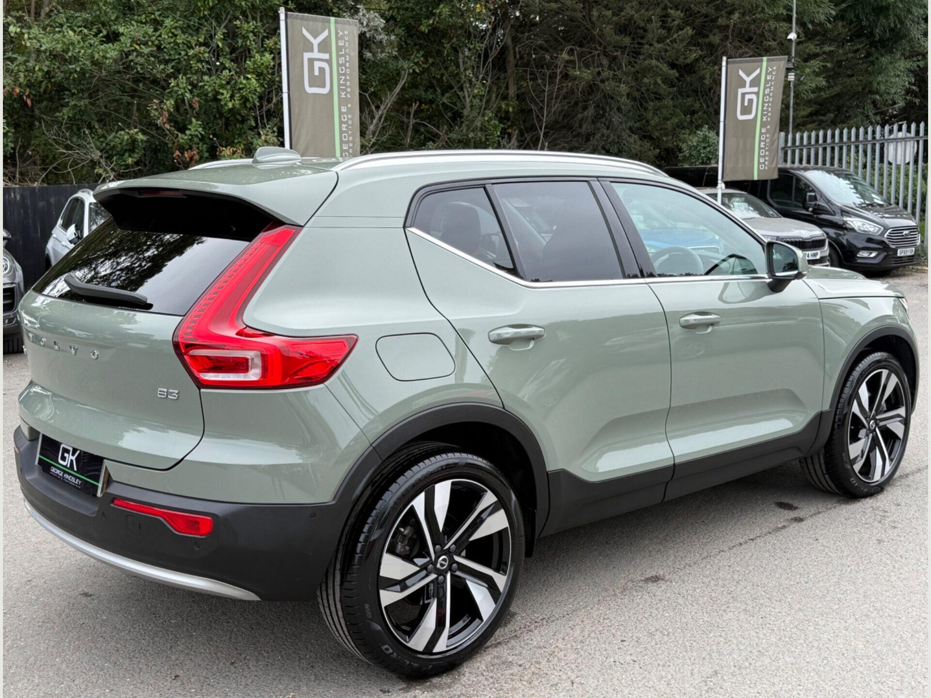 Volvo XC40 view 6
