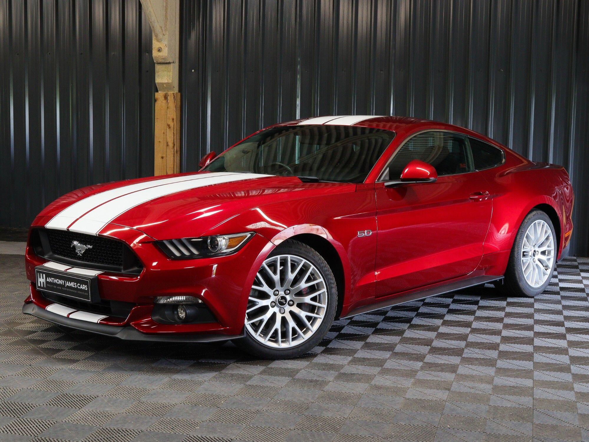 Ford Mustang view 7