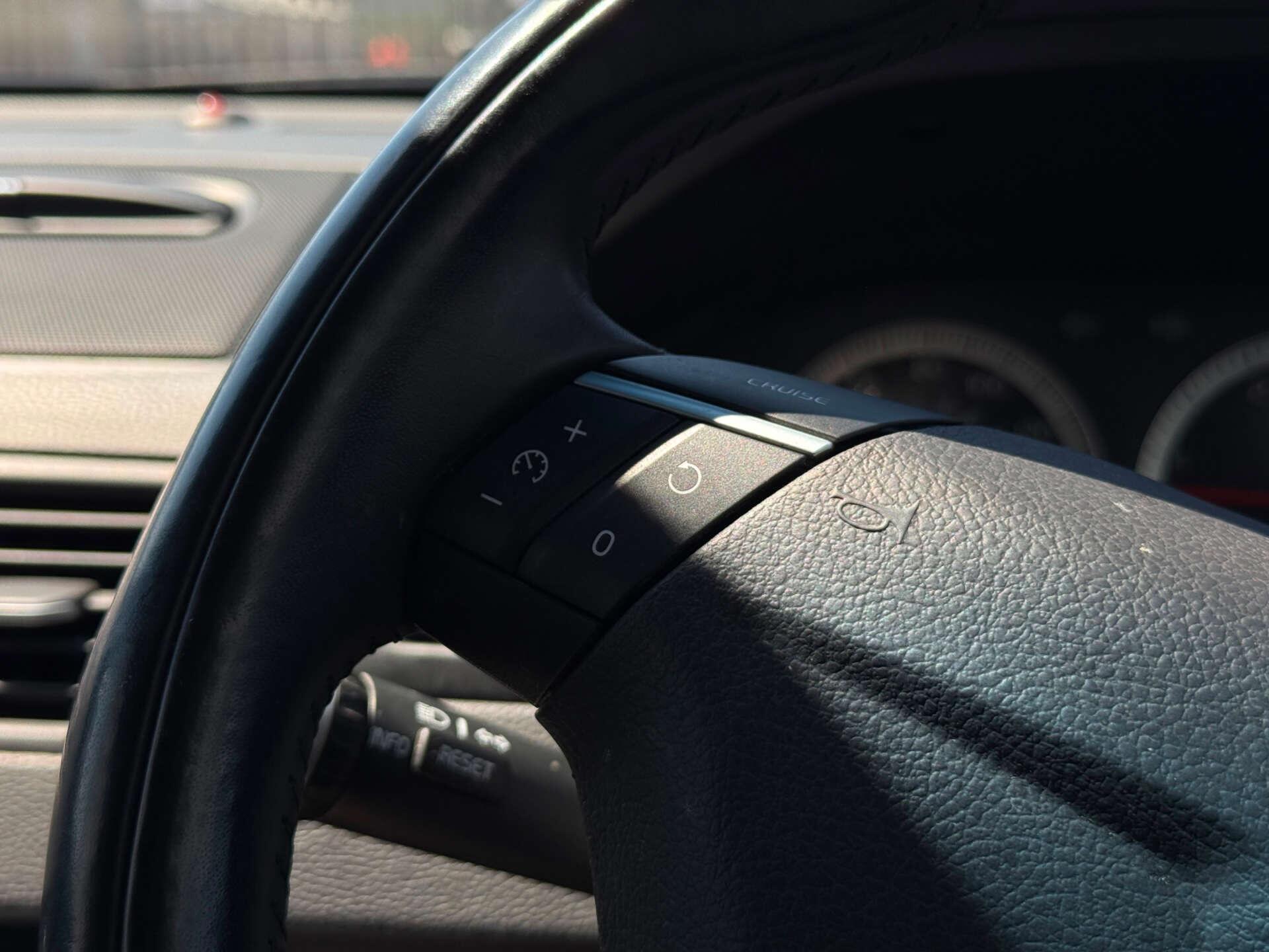Volvo XC90 view 55