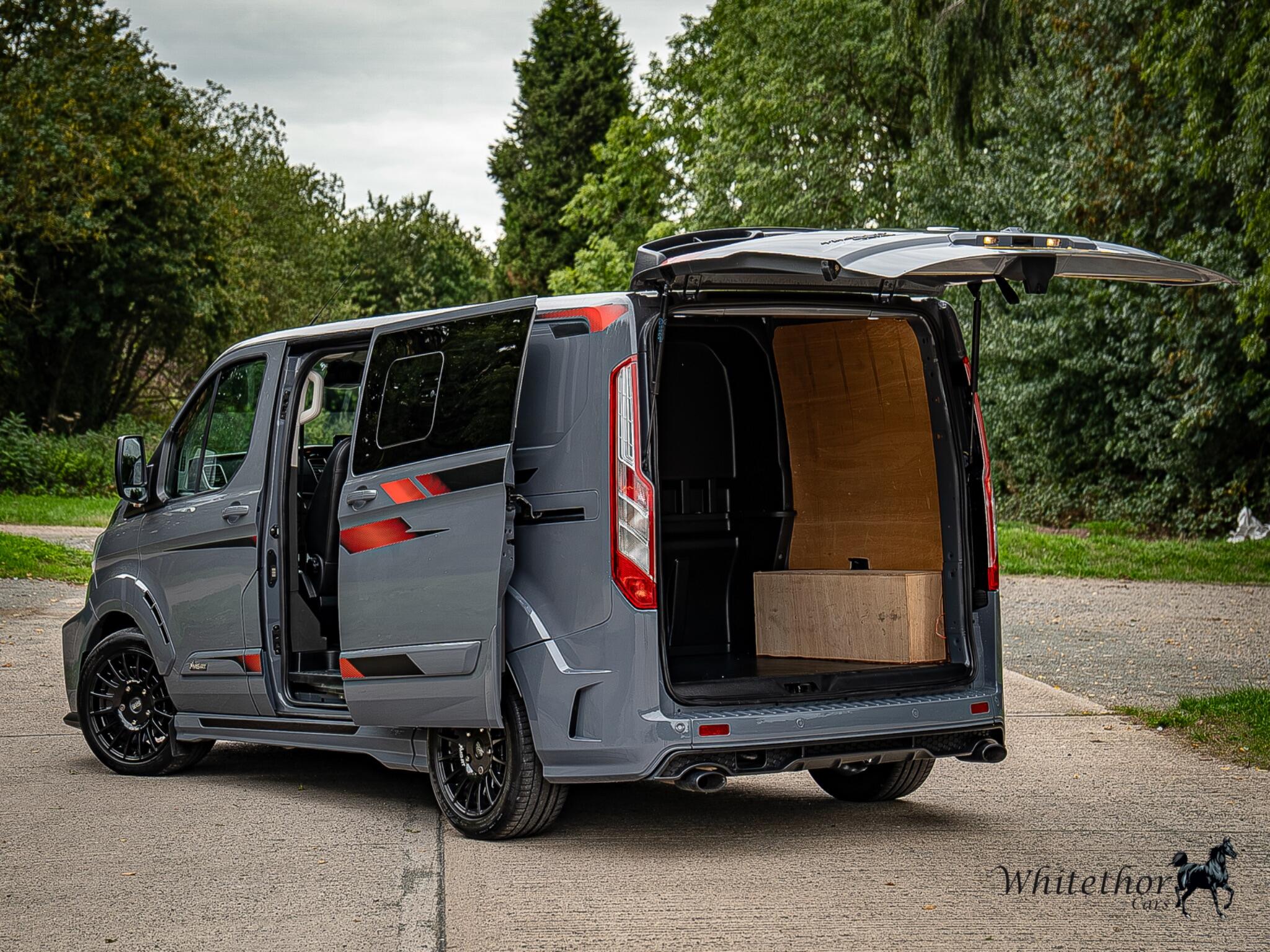 Ford Transit Custom view 14