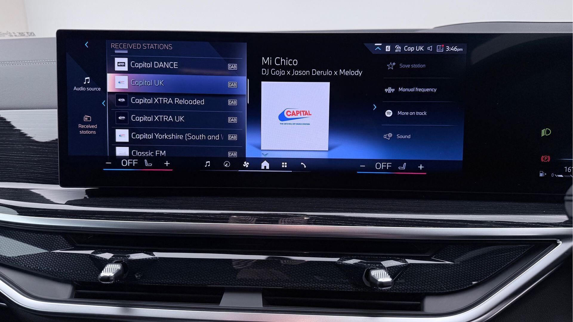 BMW X5 view 8