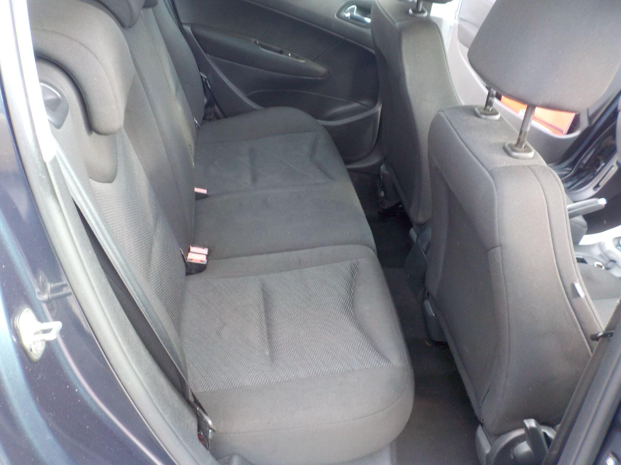 Peugeot 308 1.6 e-HDi SR Euro 5 (s/s) 5dr