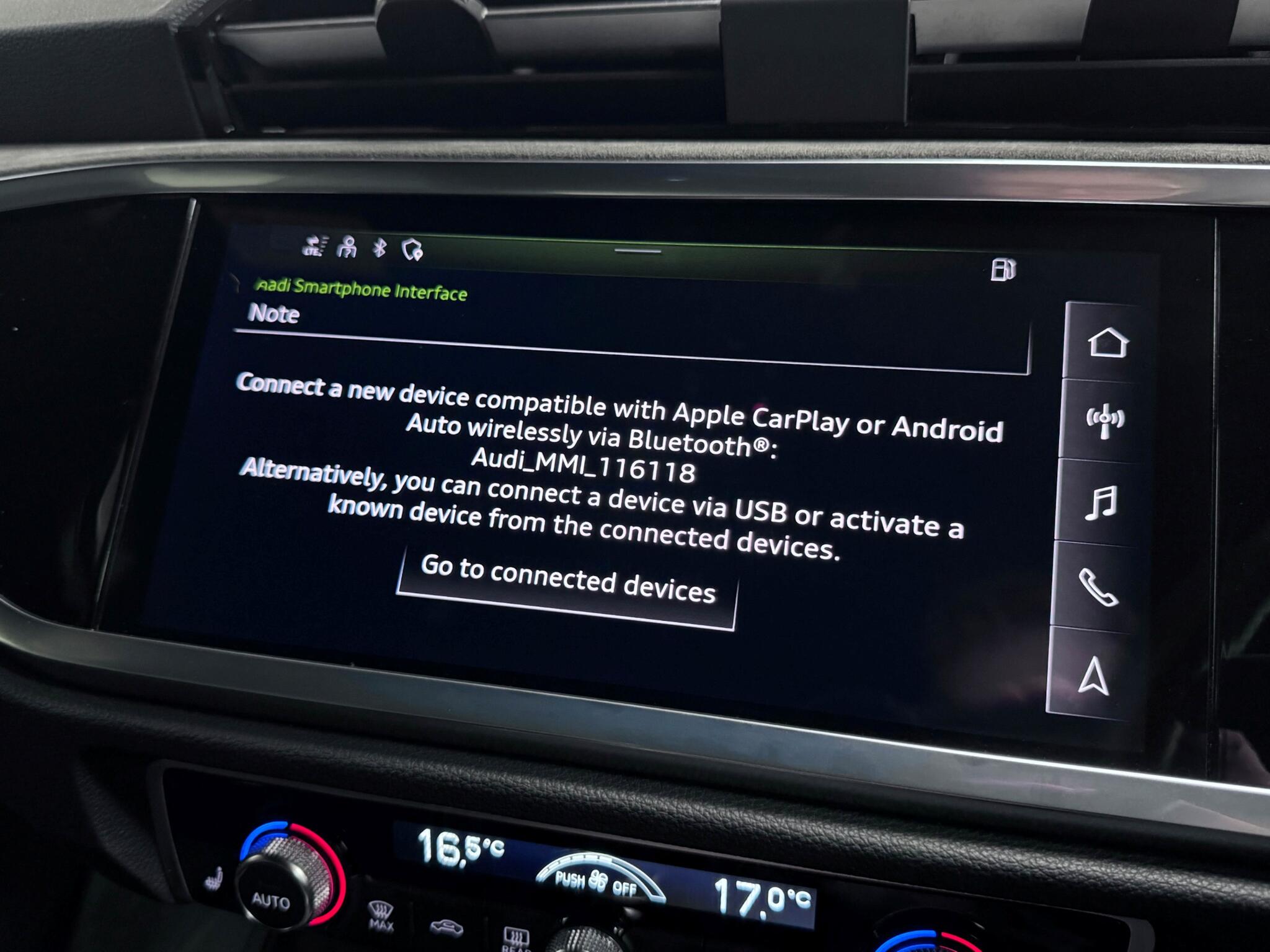 Audi RS Q3 view 11