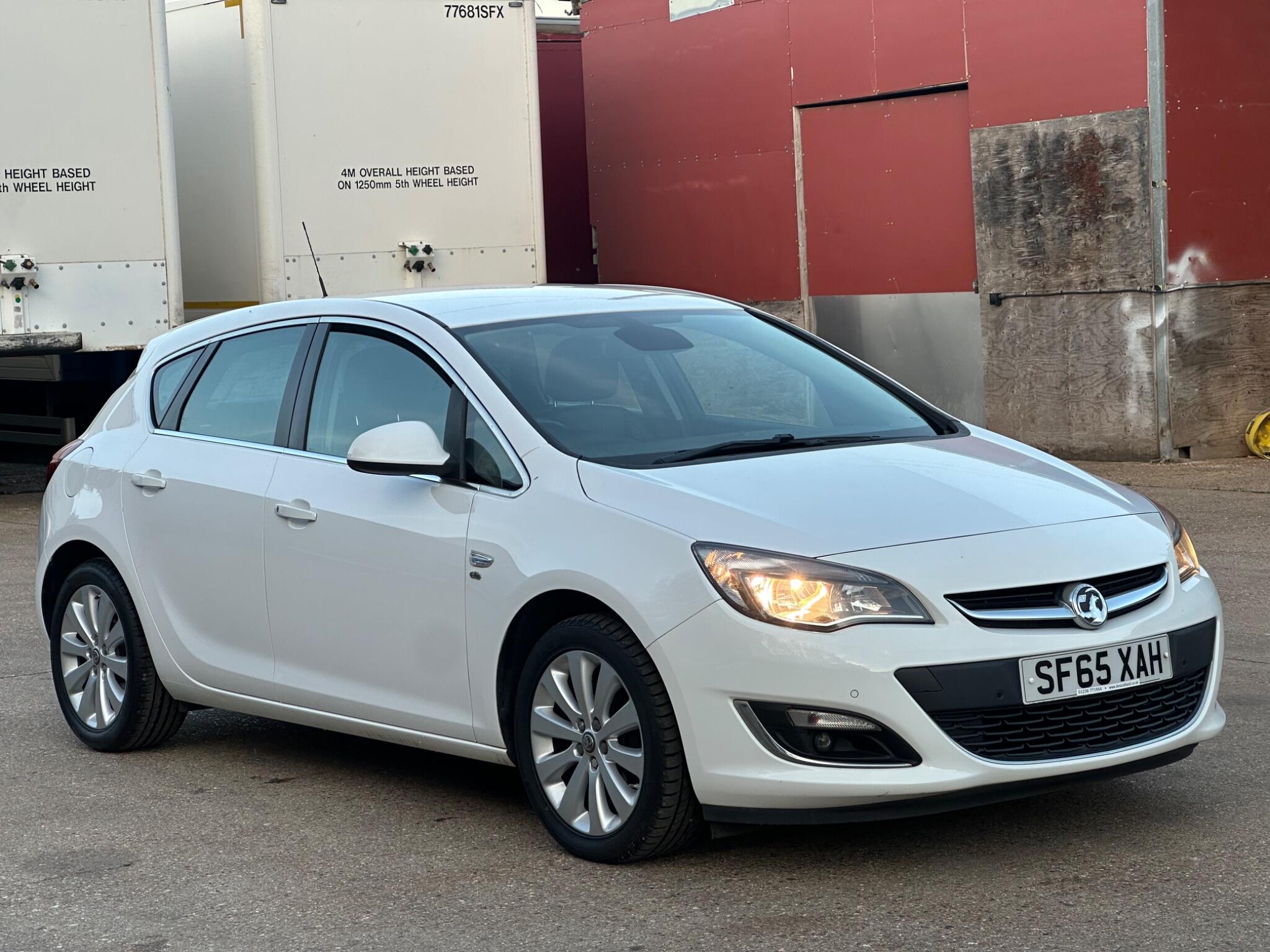 2015 Vauxhall Astra