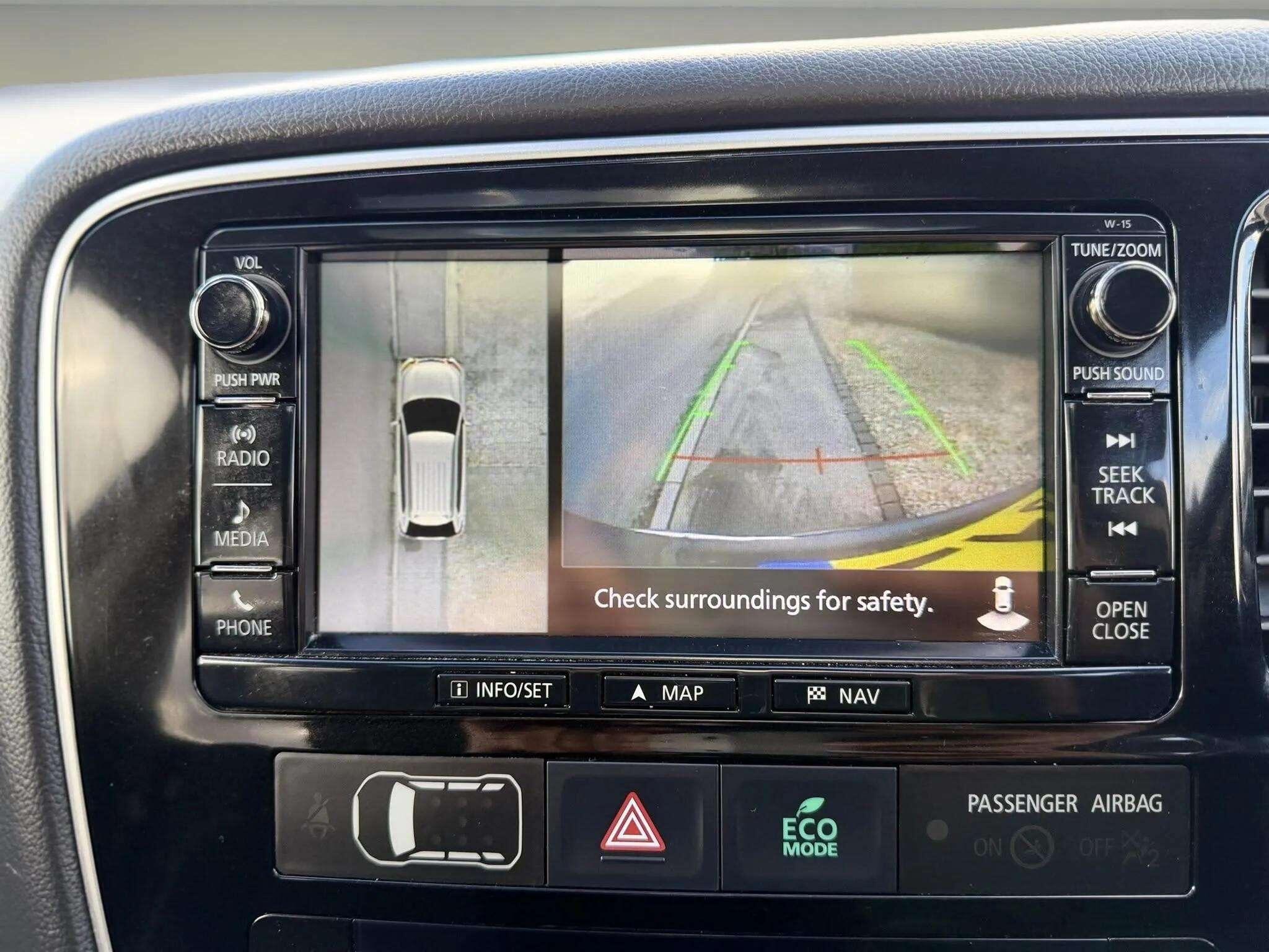 Mitsubishi Outlander view 7