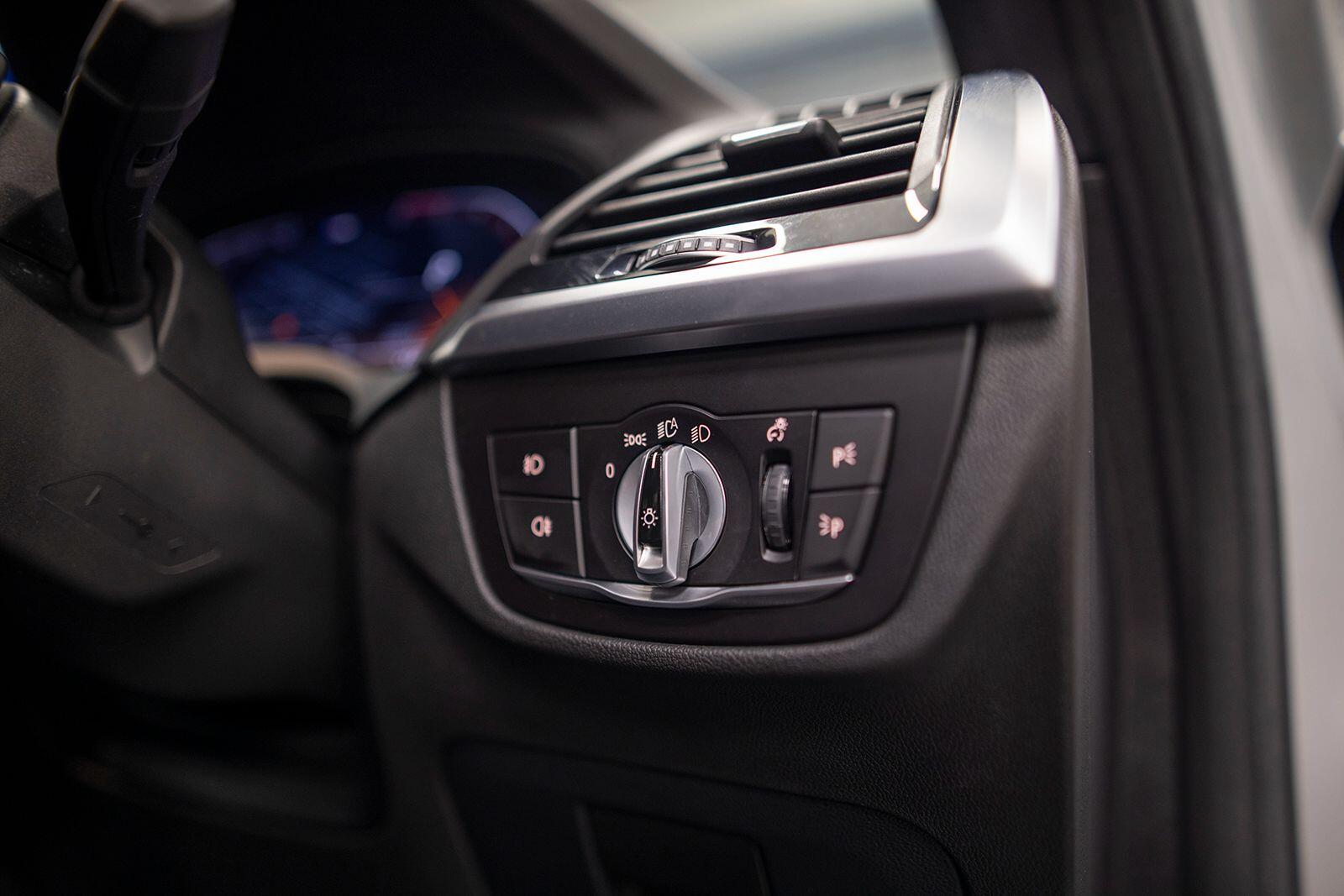 BMW X3 view 18