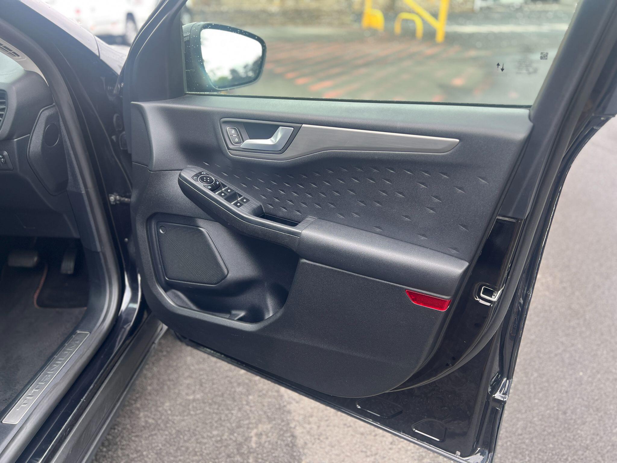 Ford Kuga view 20