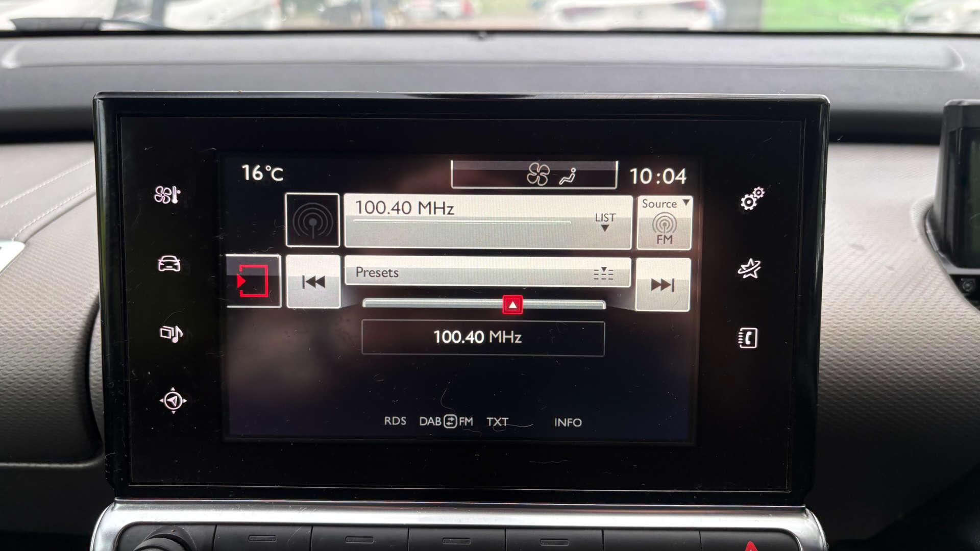 Citroen C4 Cactus view 21