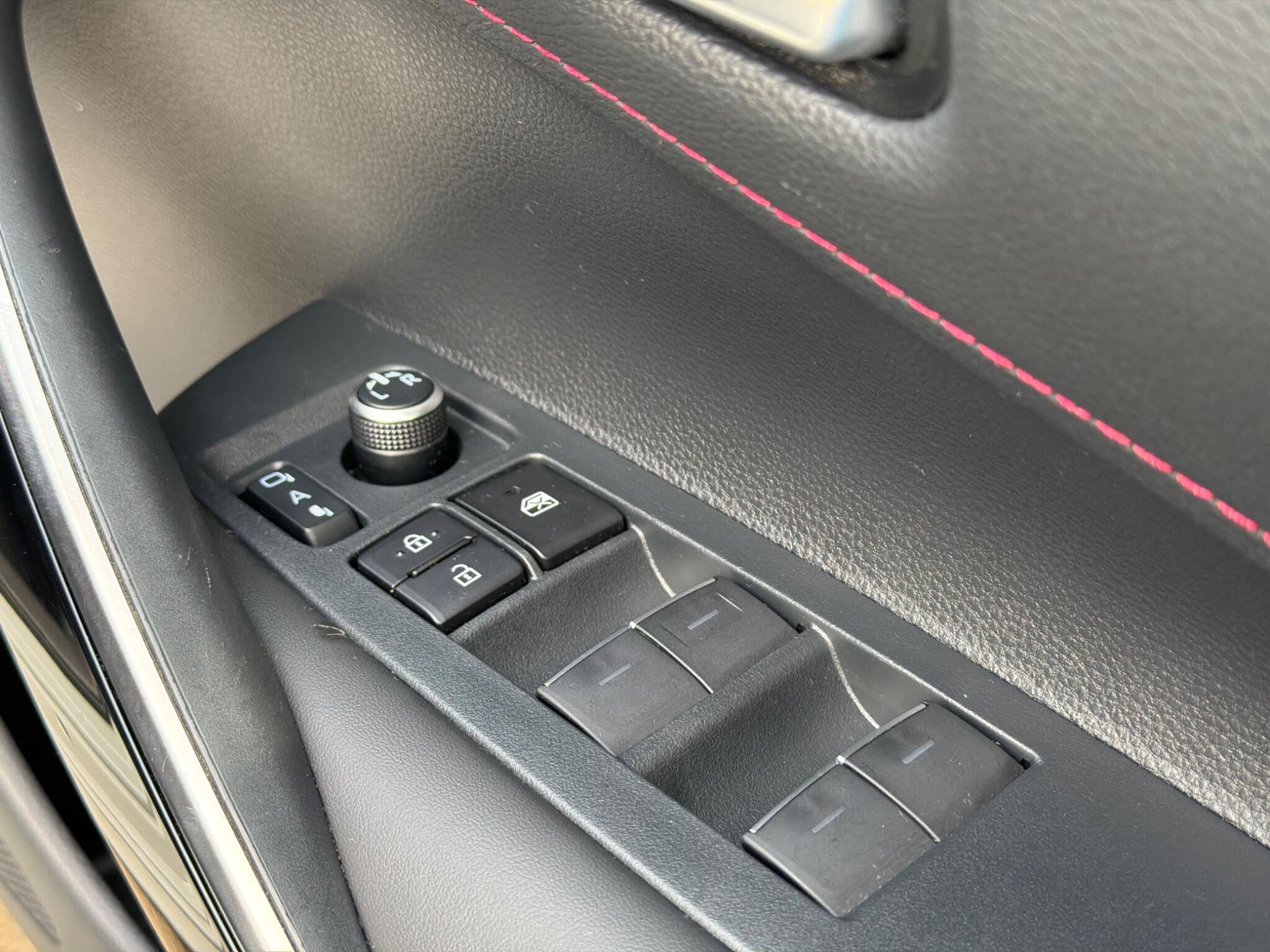 Toyota Corolla view 17