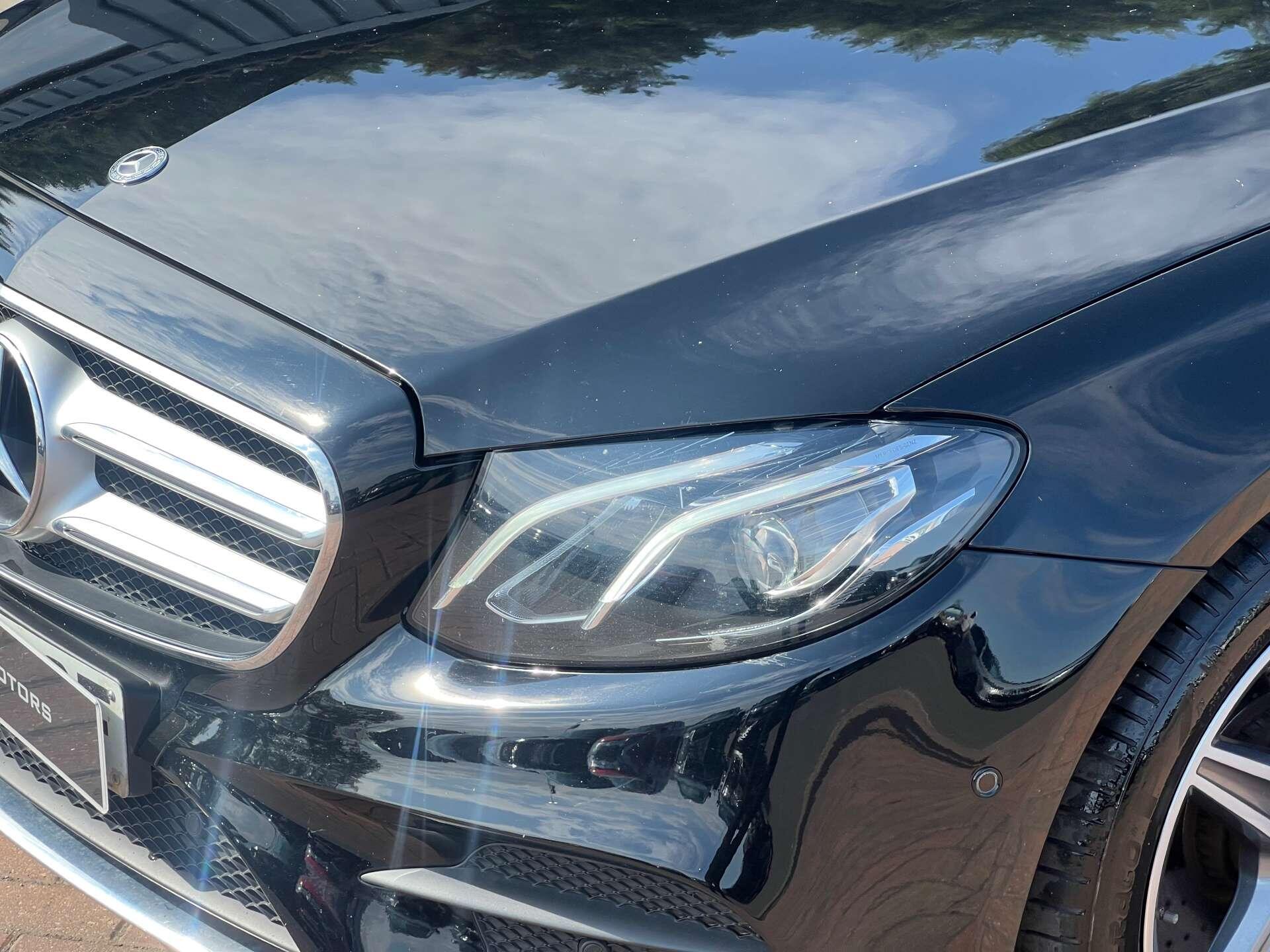 Mercedes-Benz E-Class view 14