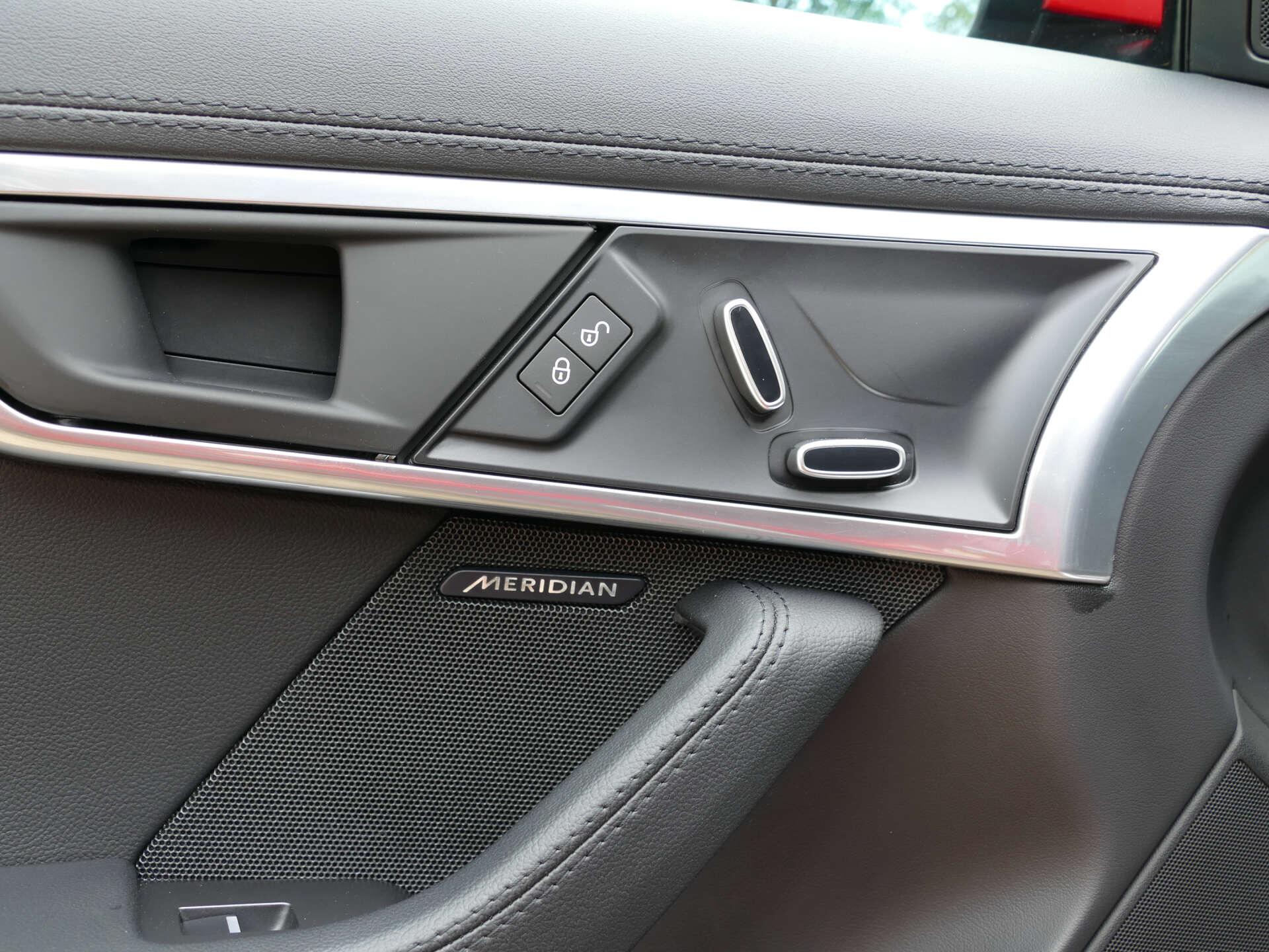 Jaguar F-Type view 52