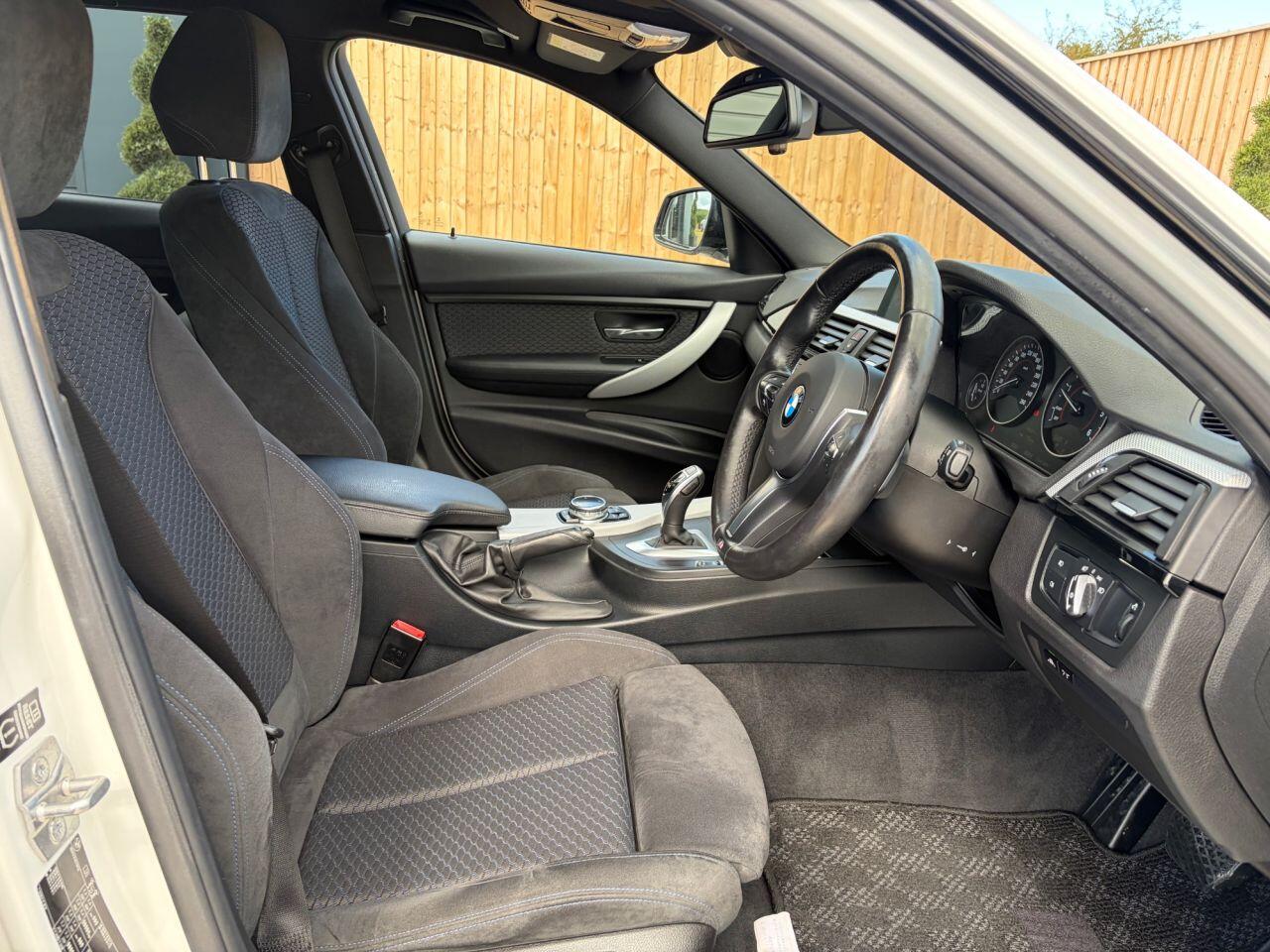 BMW 3 Series view 18