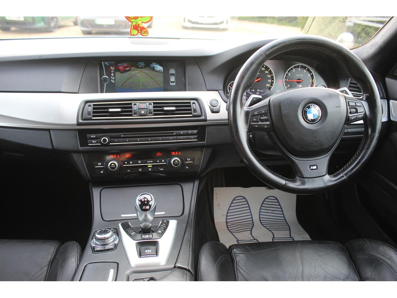 BMW M5 view 19