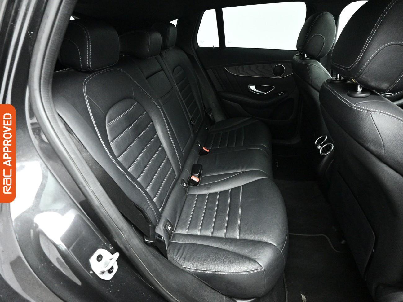 Mercedes-Benz Eqc view 14