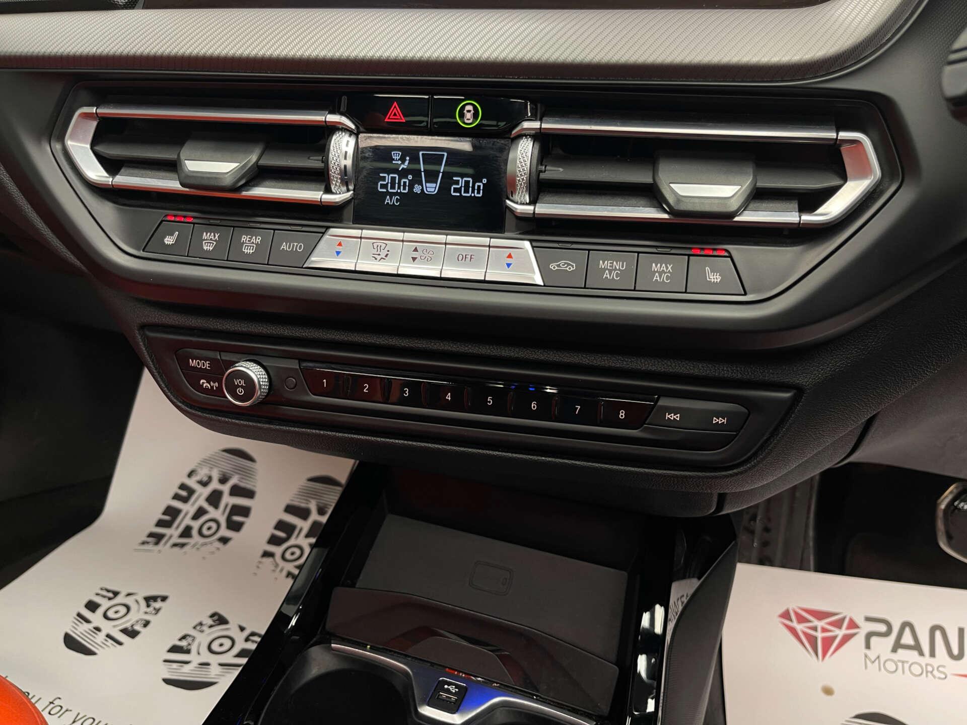 BMW 1 Series view 22