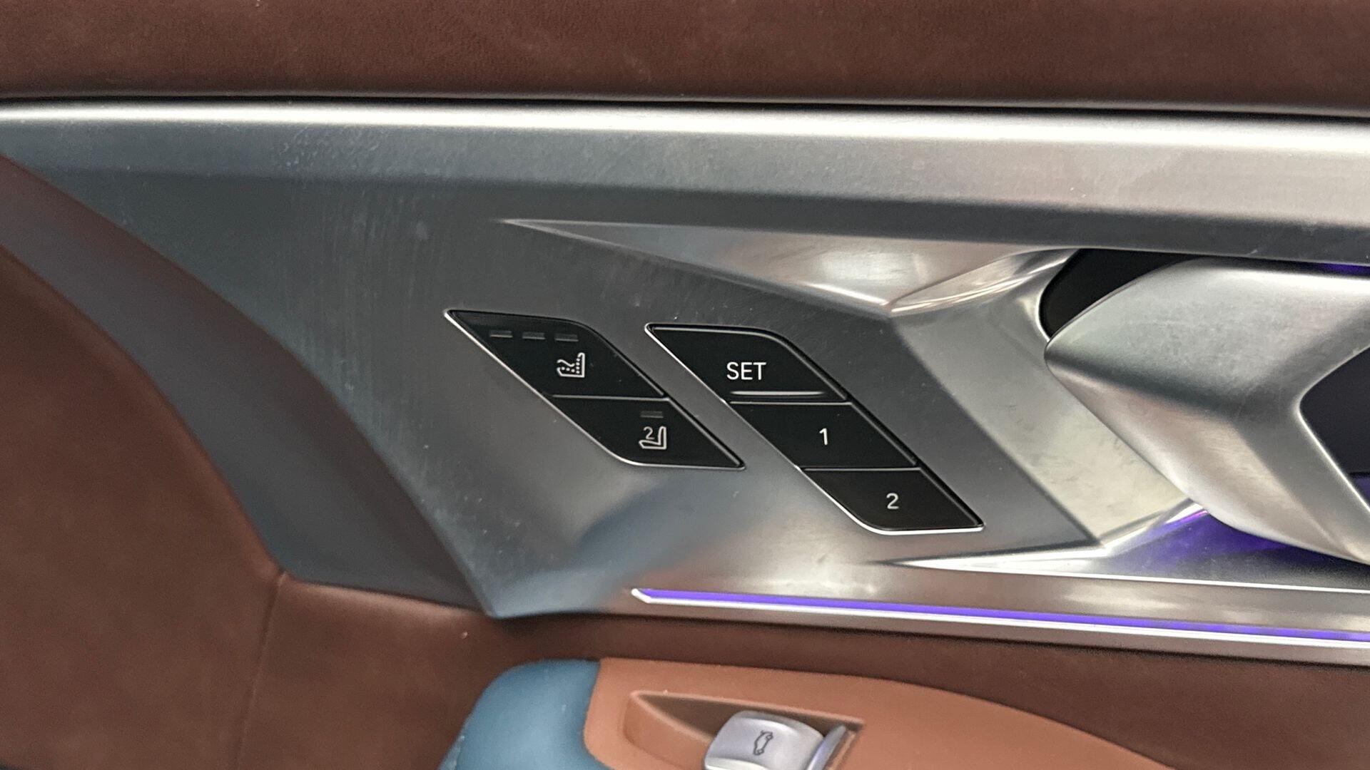 BMW XM view 35